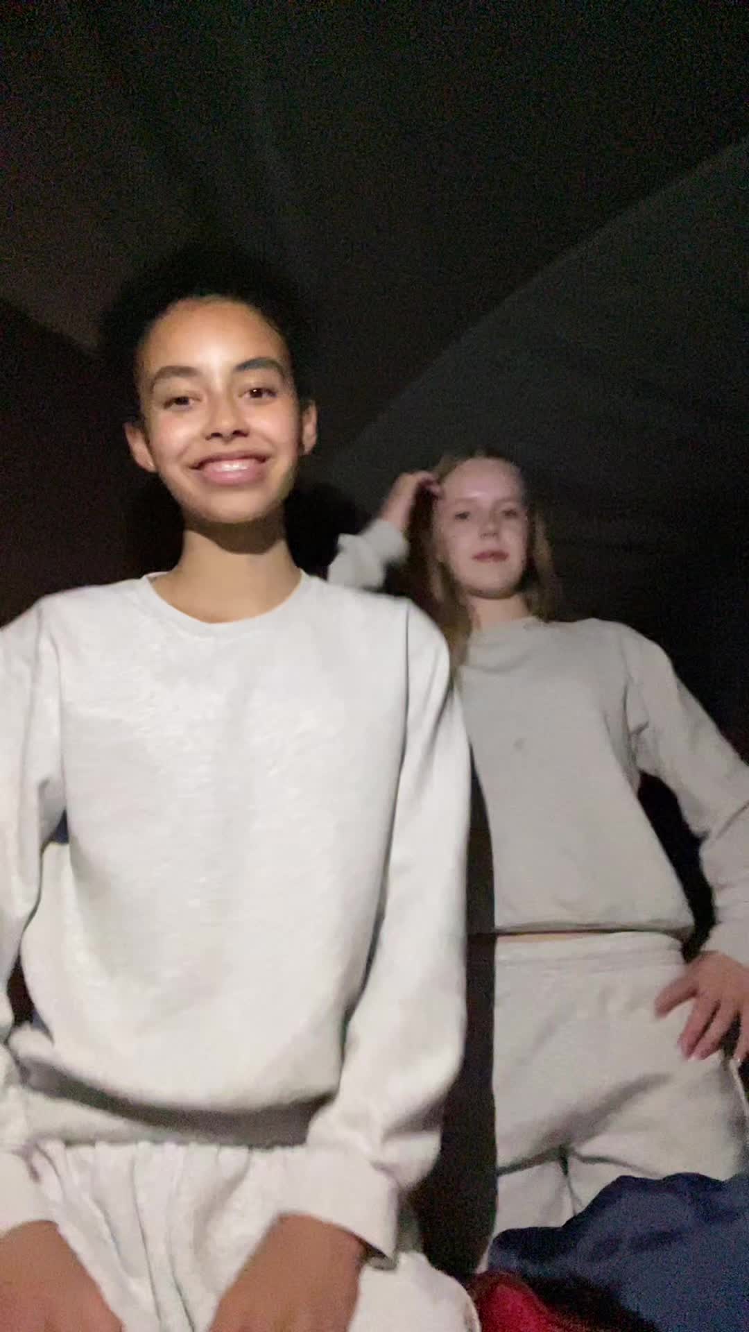 @Chantal🌟