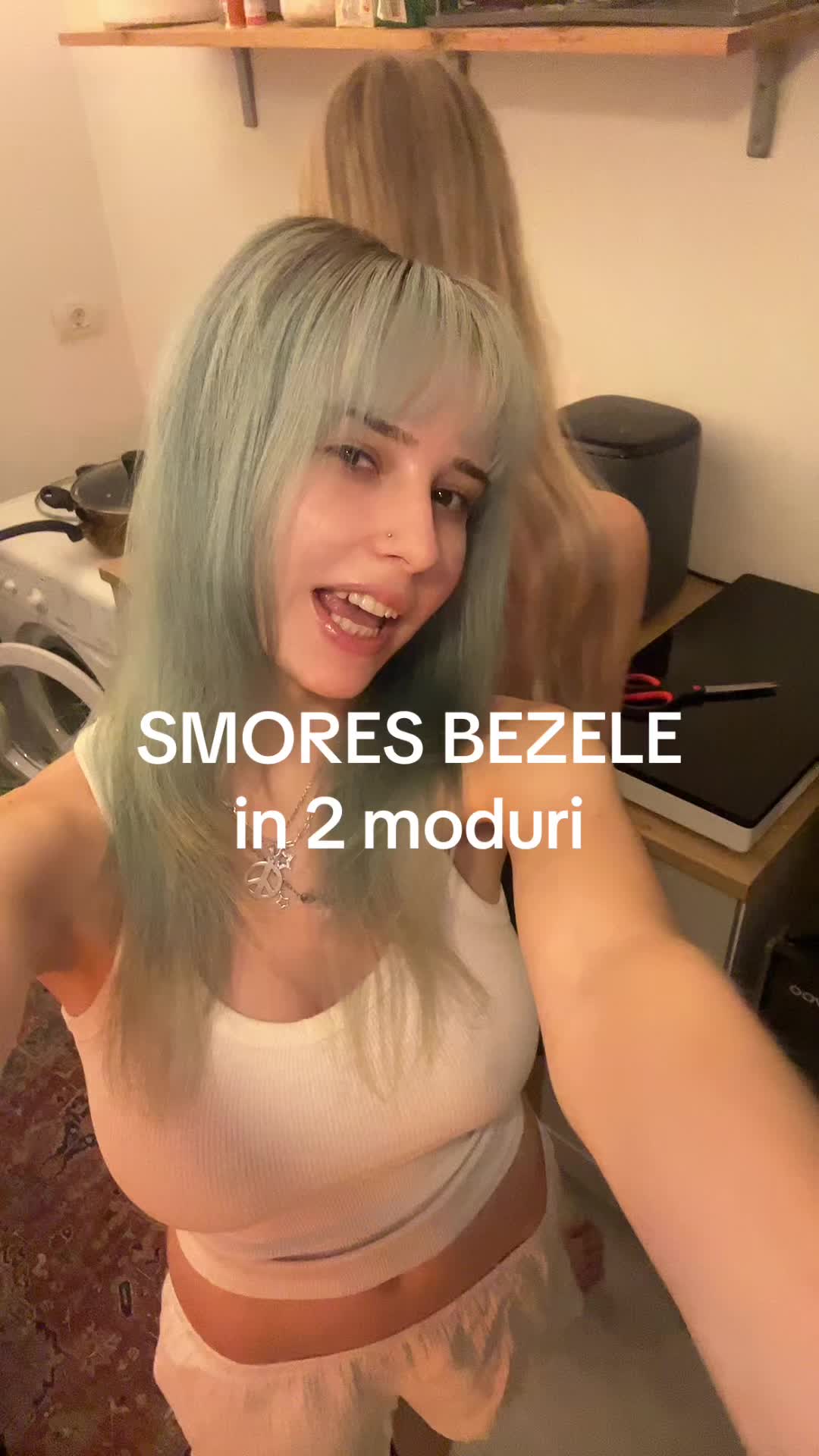 @eliz☮︎