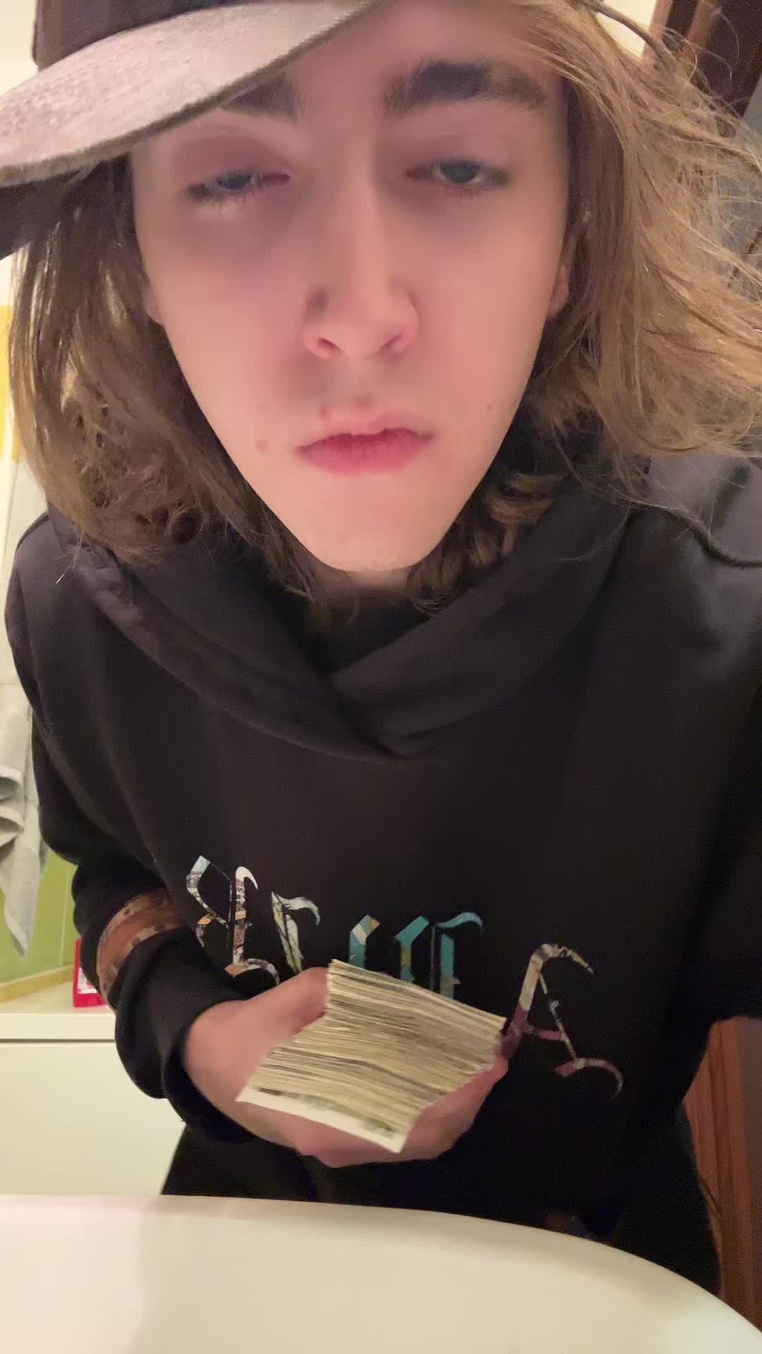 @๐๐๐๐๐๐๐๐