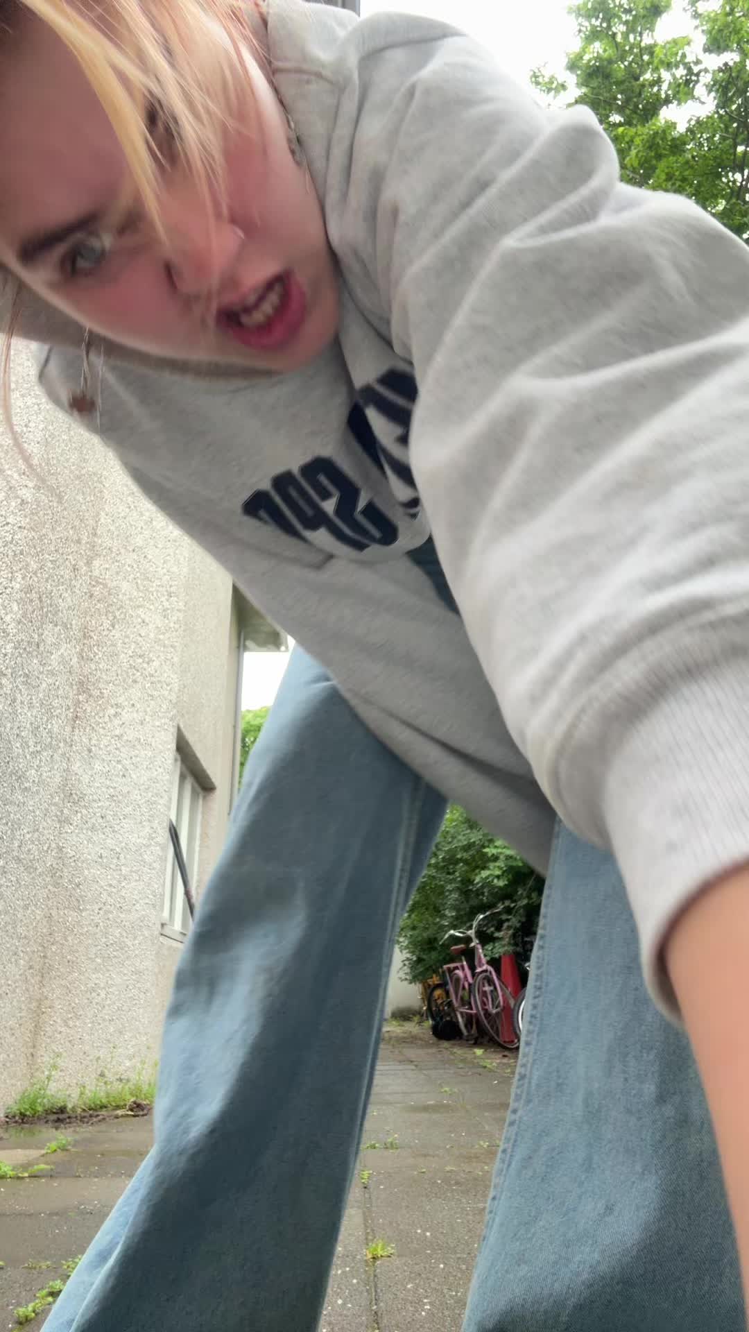 @Úlla