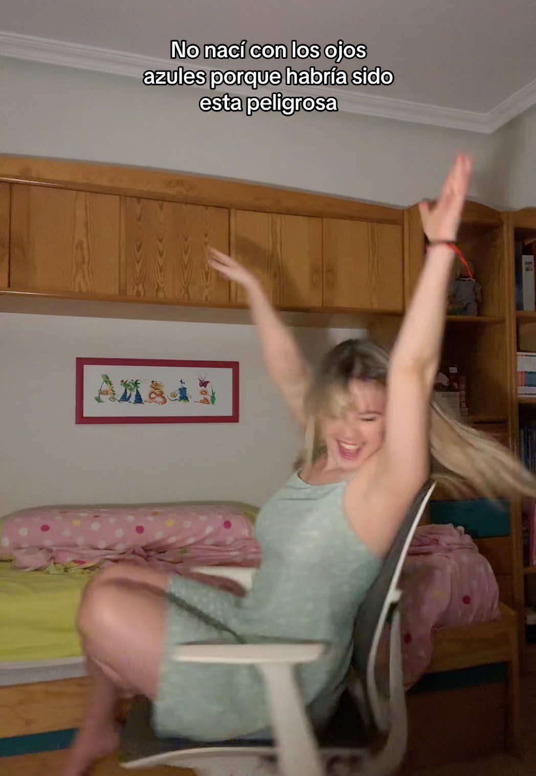 @lennasanch