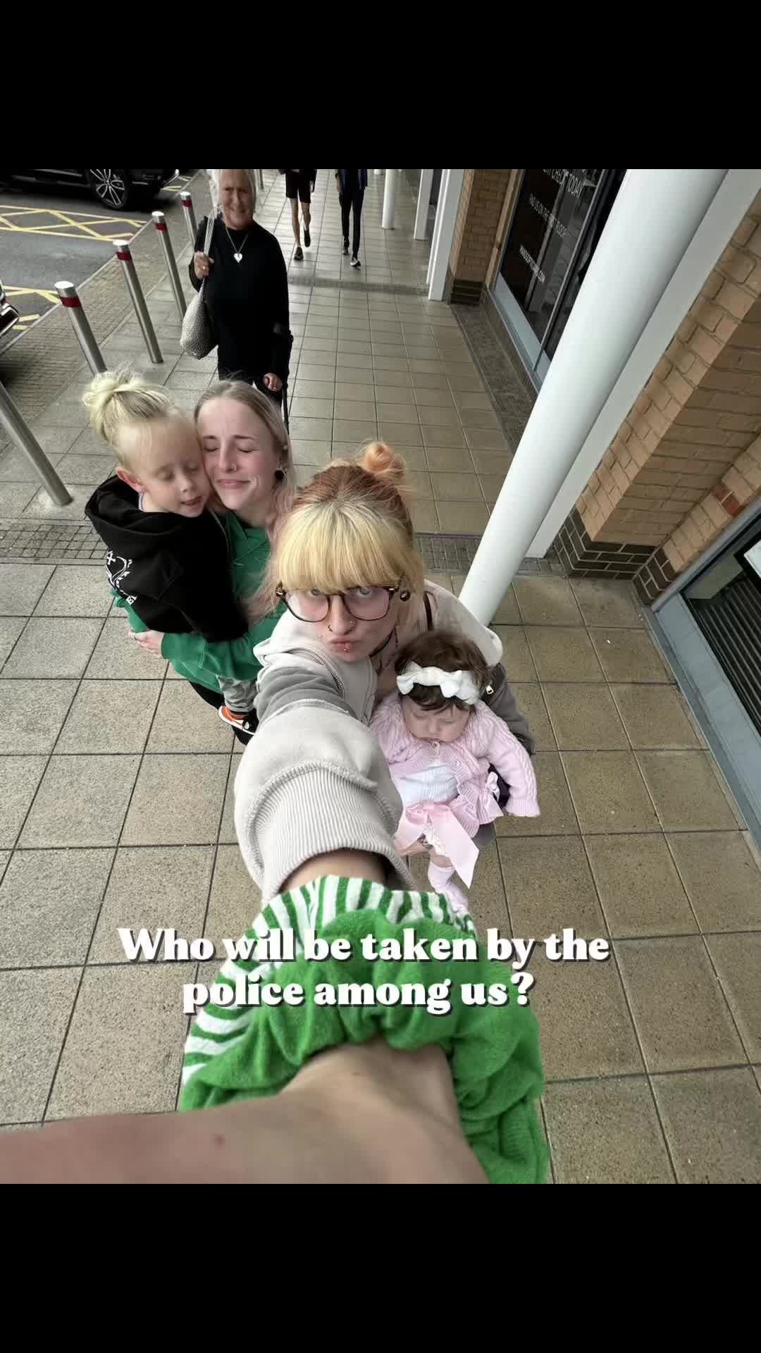 @fyonn