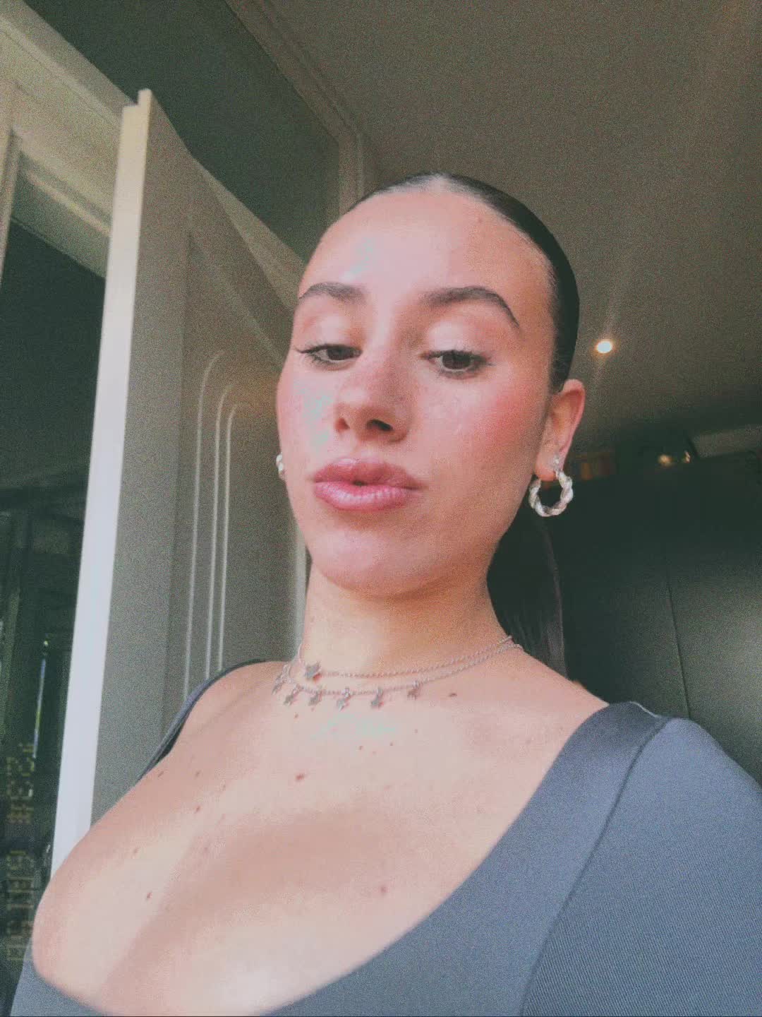 @siriaa