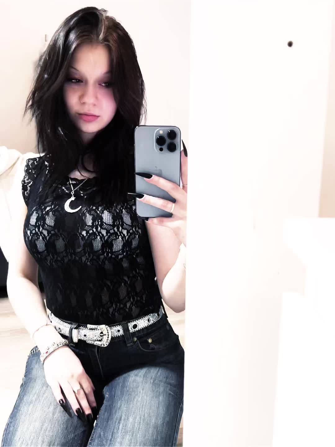 @Melメ𝟶