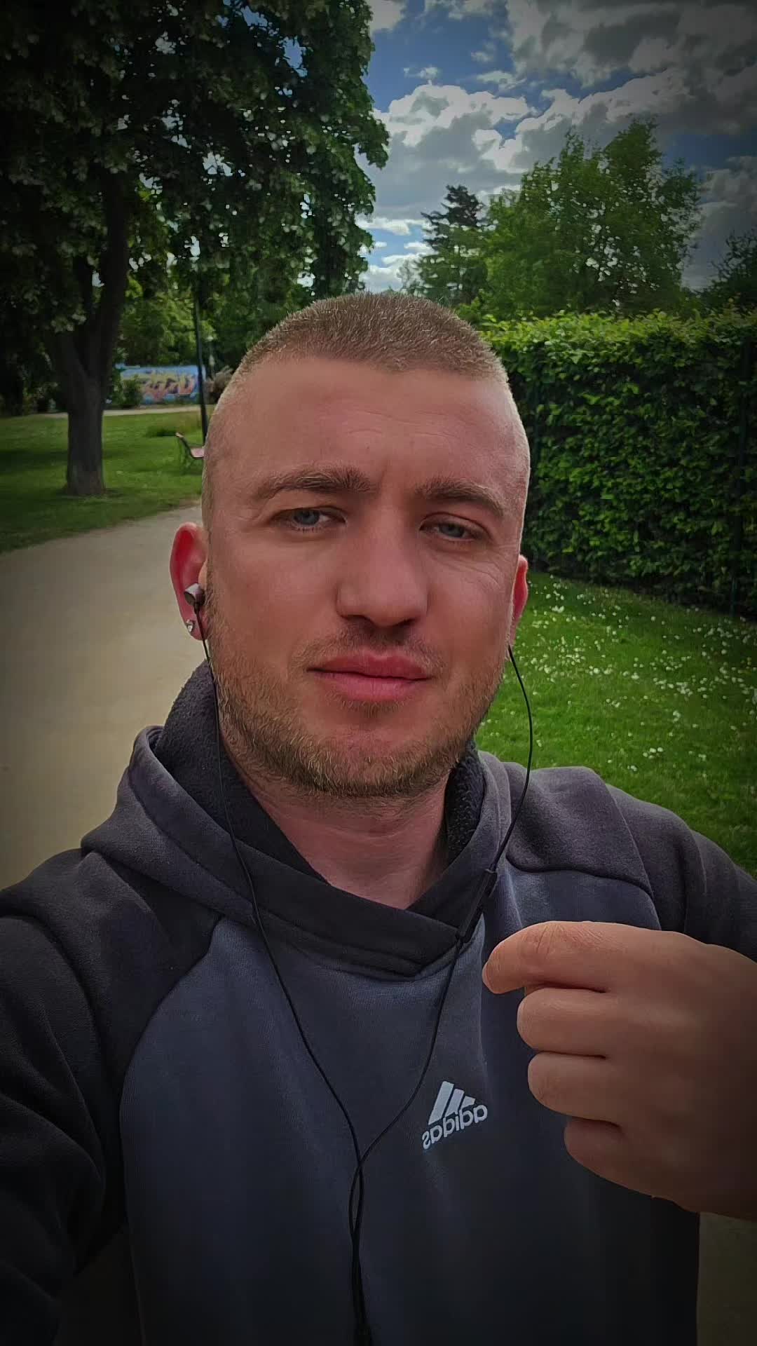 @🤸♂️💃🖤£Alex£Bazz£♈️🤸♂️💃