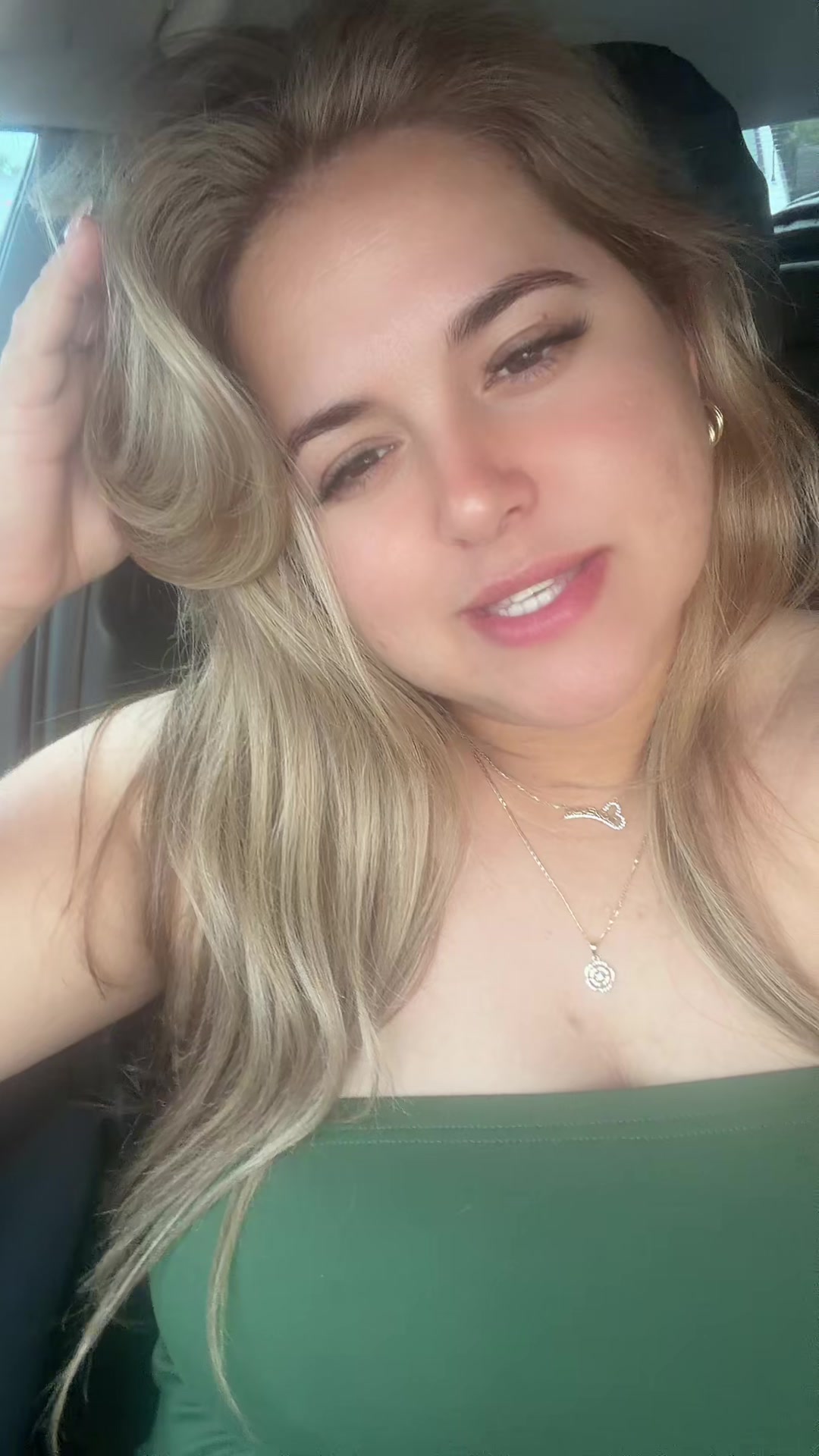 @yisleny