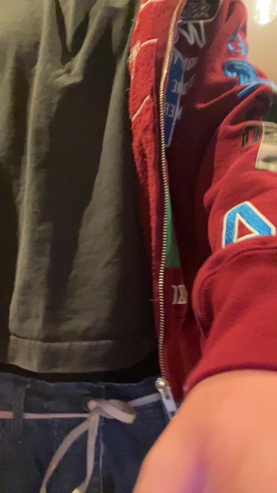 @notscottssnkrs