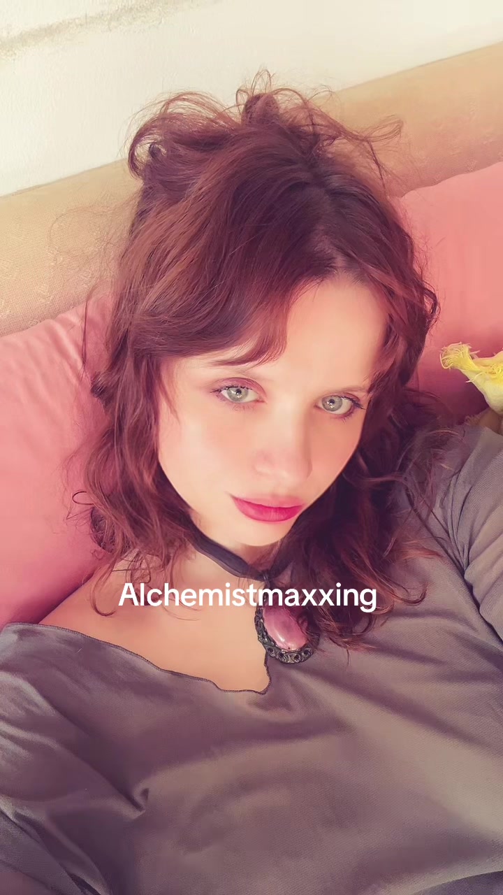 @softlylightly_