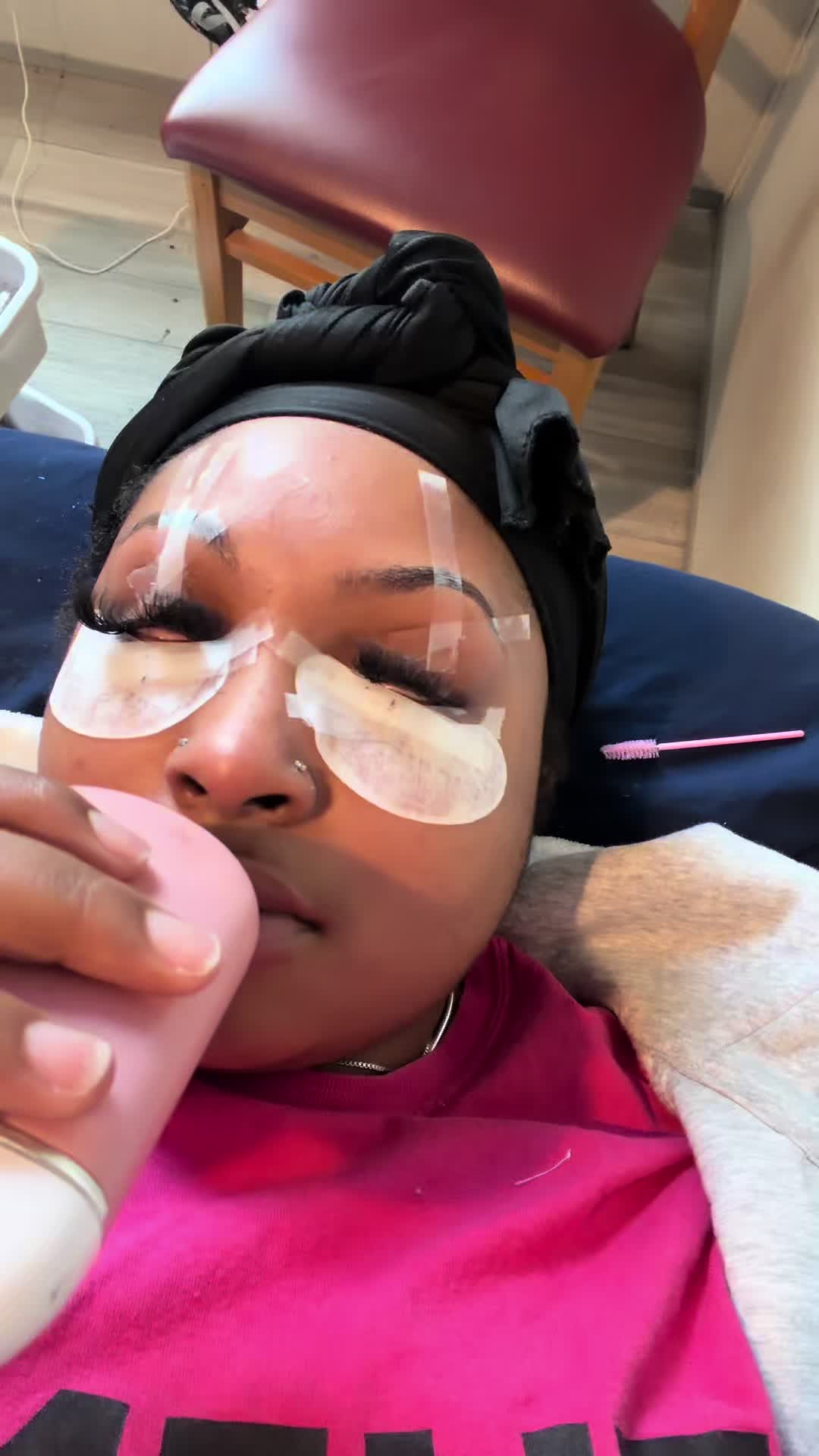 @niaaaa