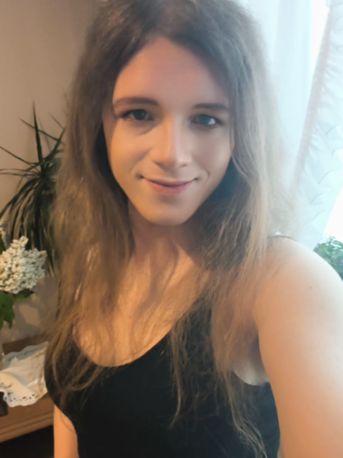 @Laurababyemily