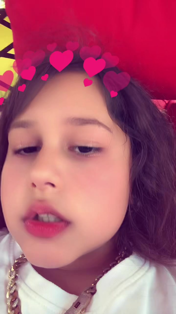 @Ema🩷🍒