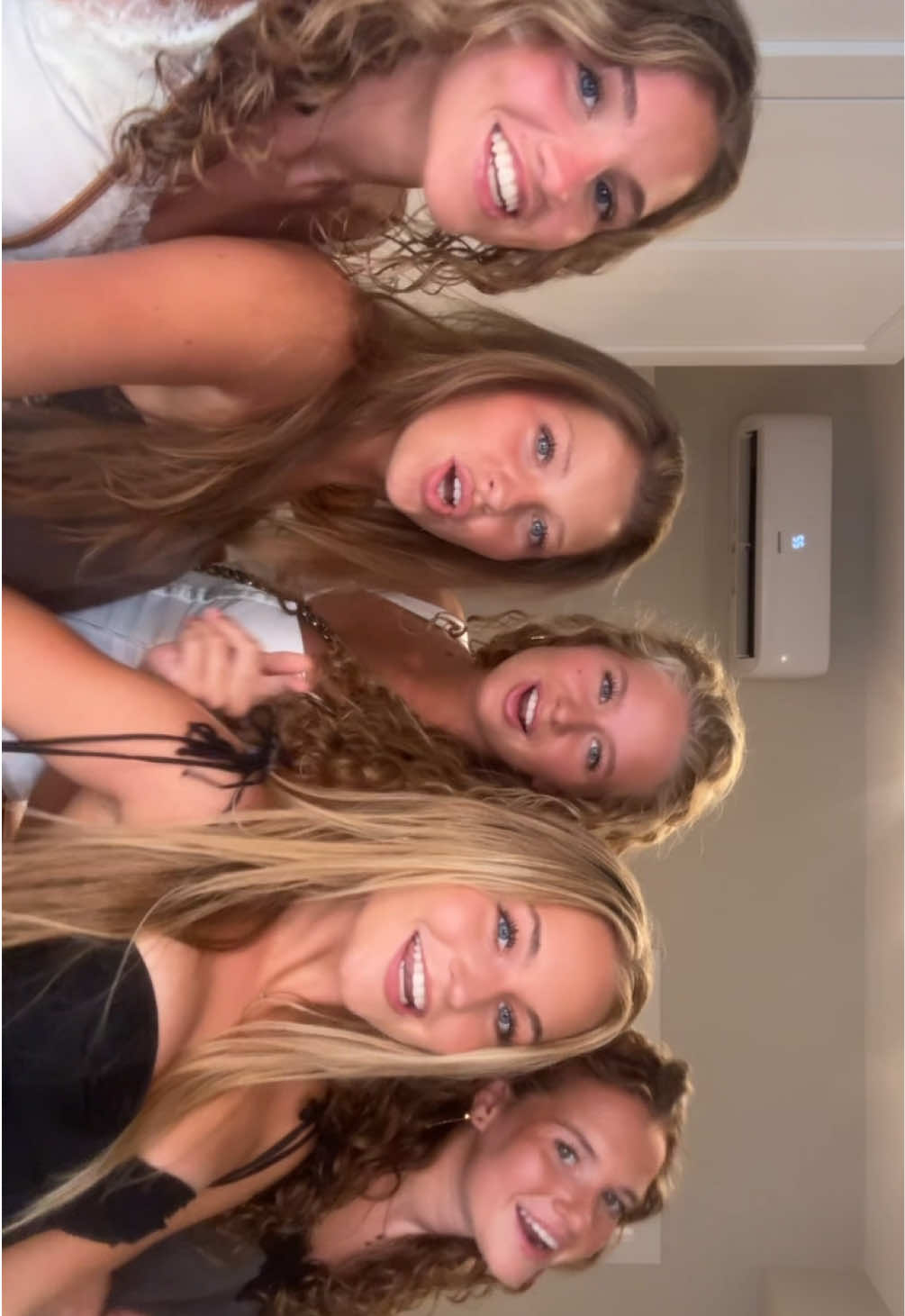@IVY LANGENBERG