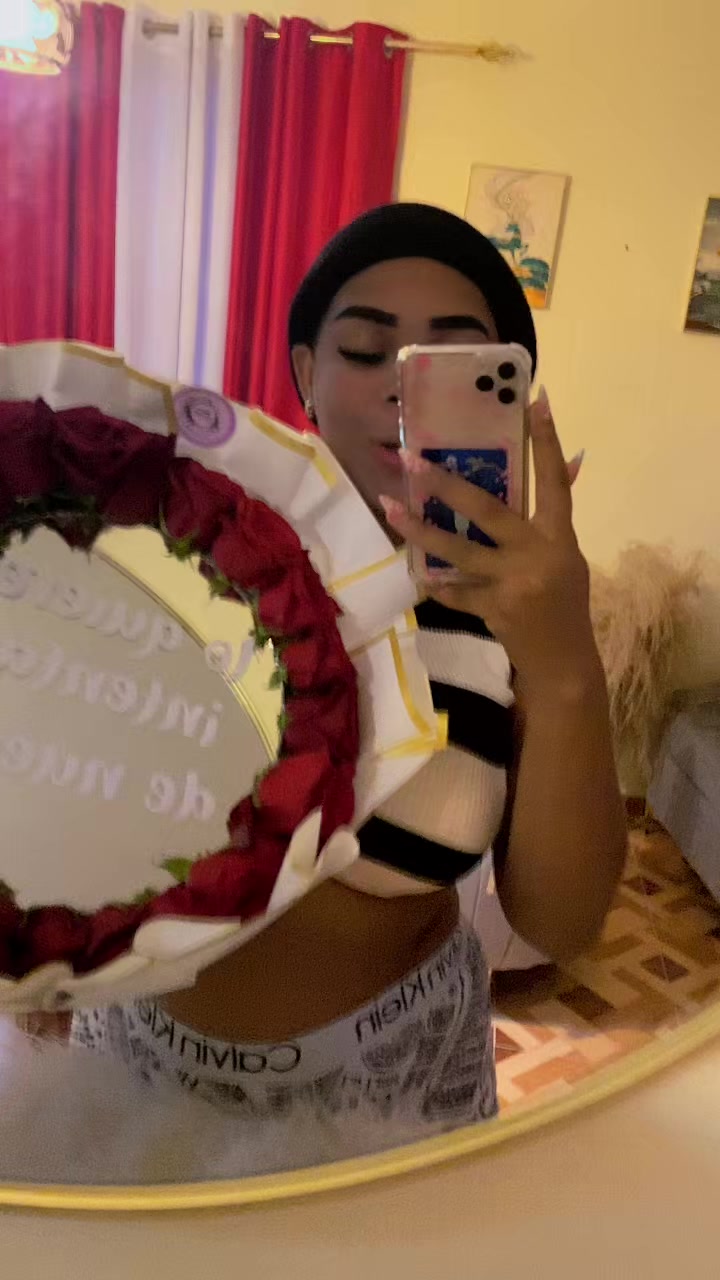 @Cheyla🌻🤍