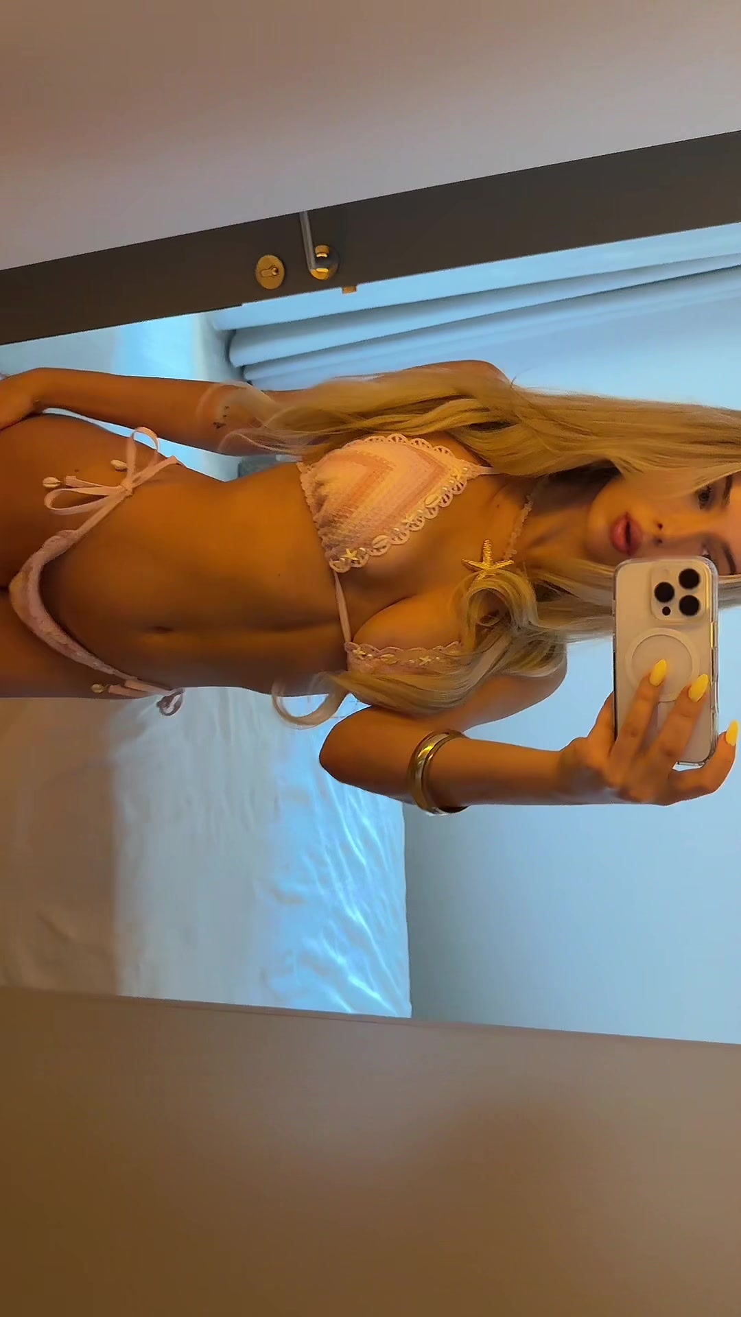 @ℱ