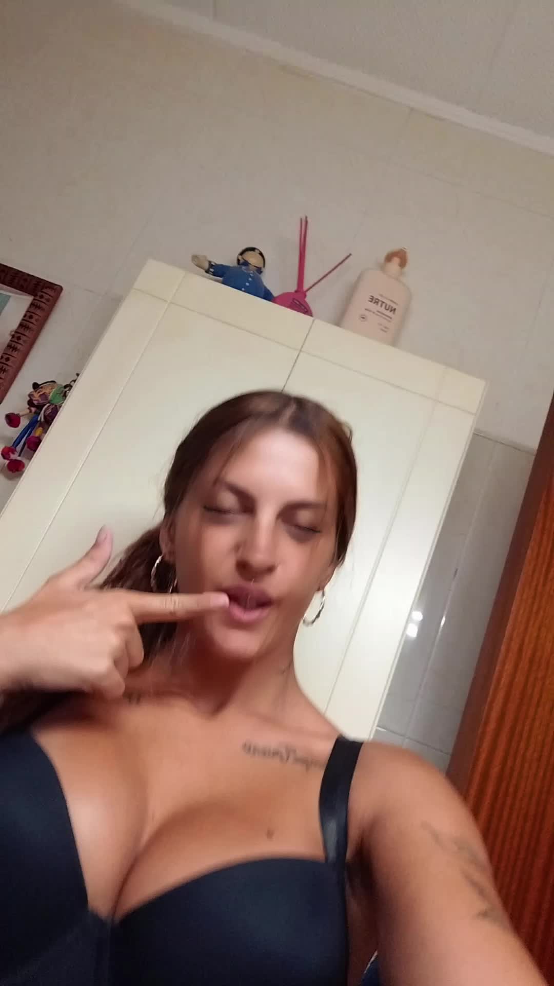 @loreena