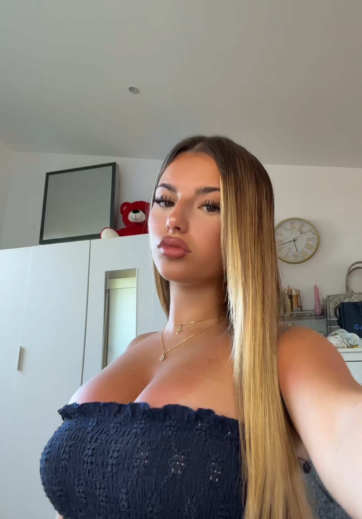 @𝐕🌸