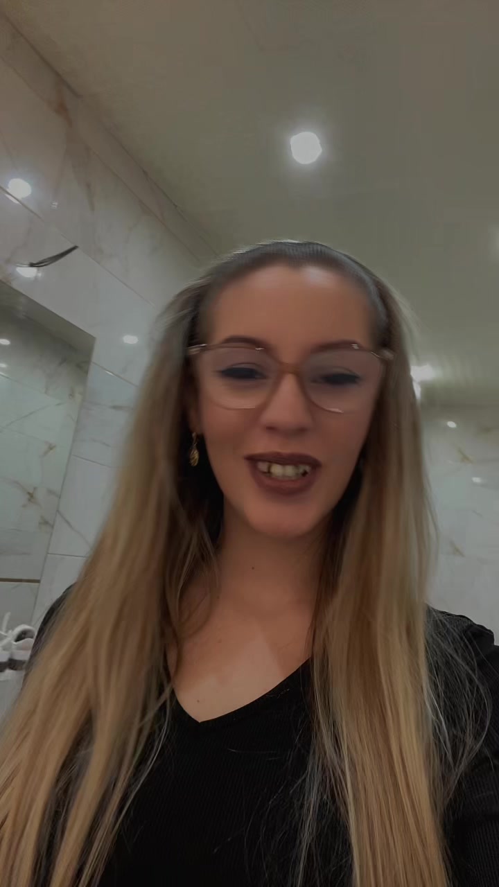 @Váradi Noèmi