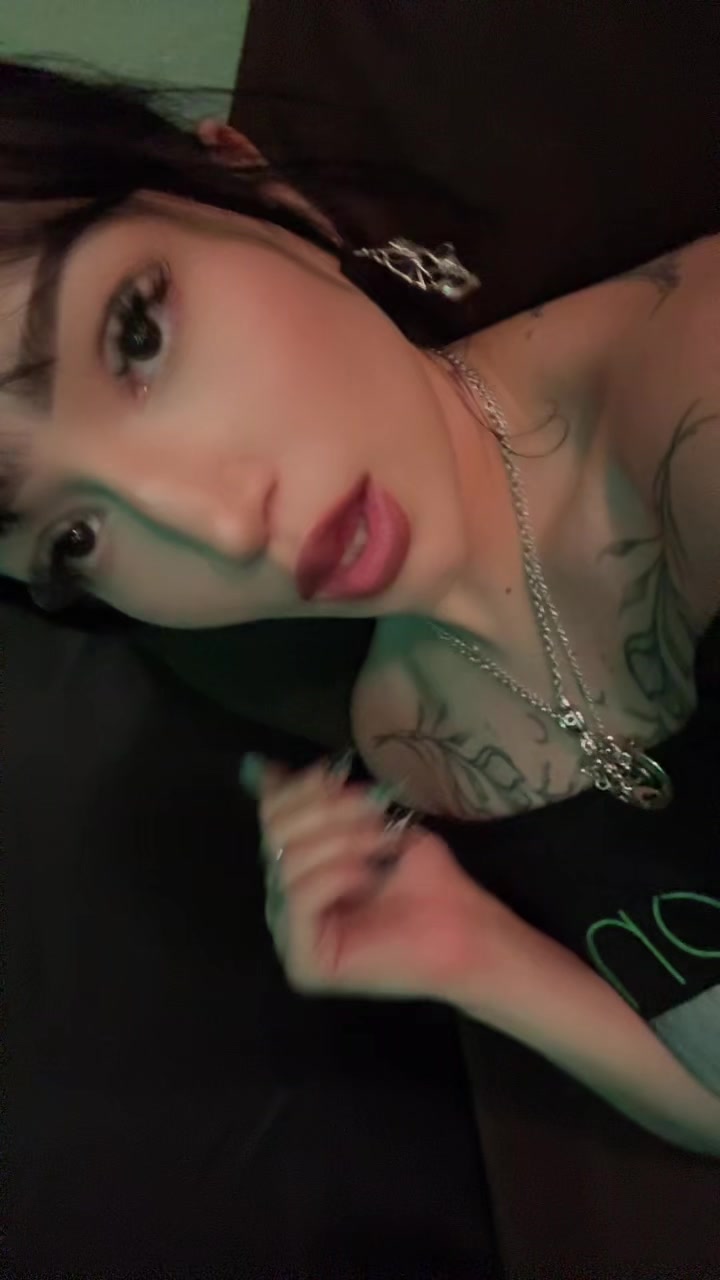 @Skylie🖤