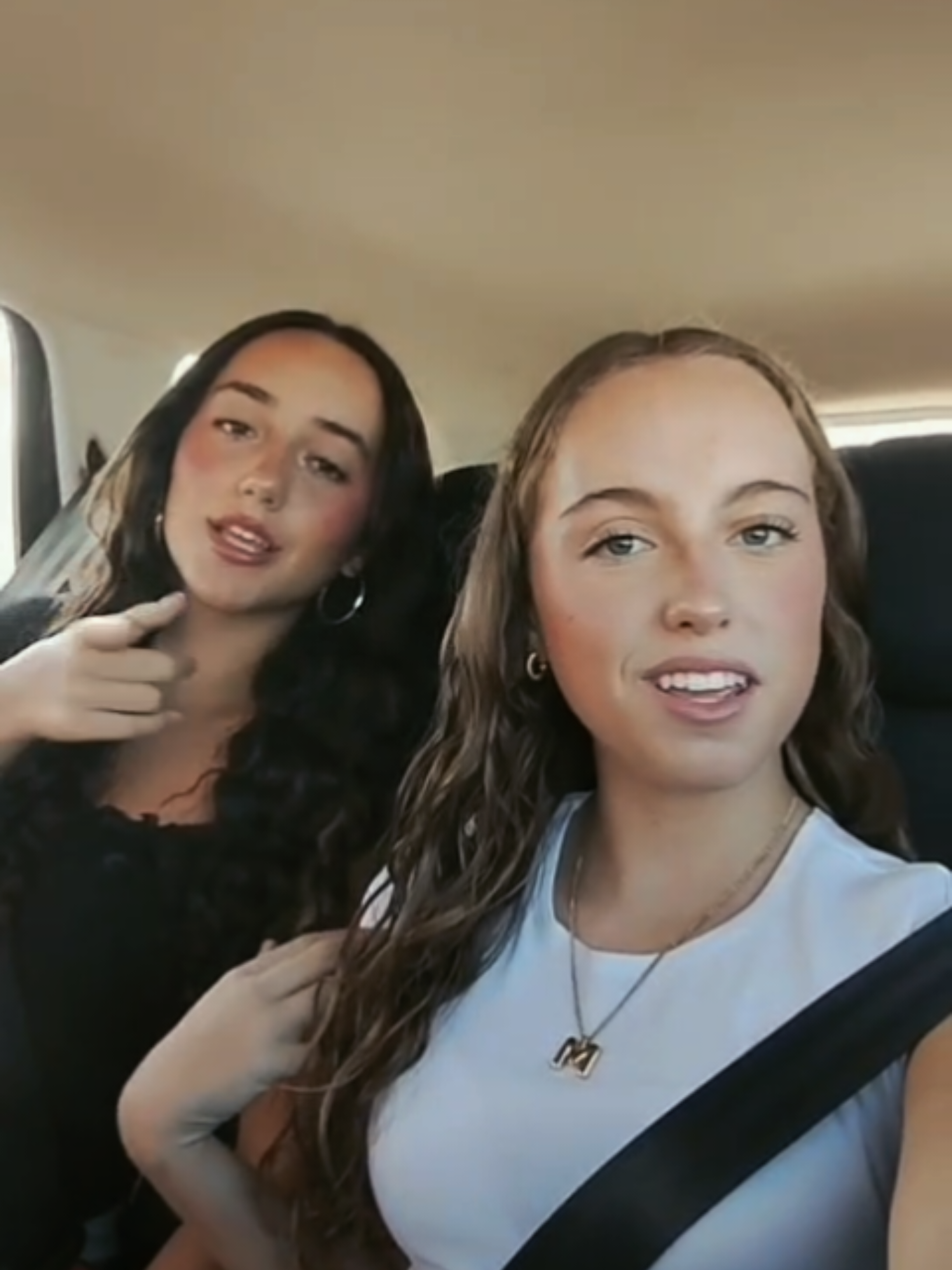@Mariaaaa😛