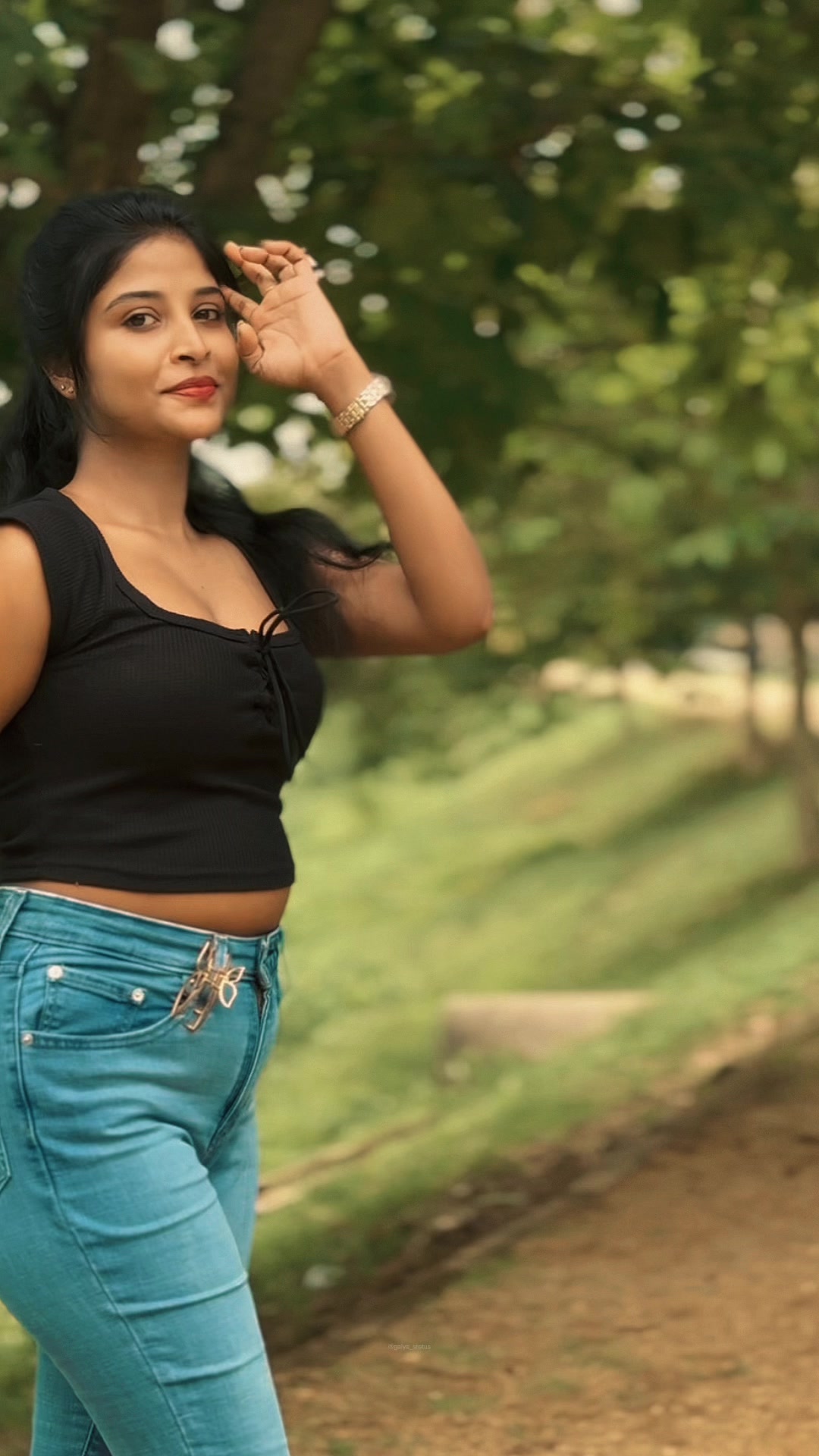 @Deshani Rashmika👀🦋