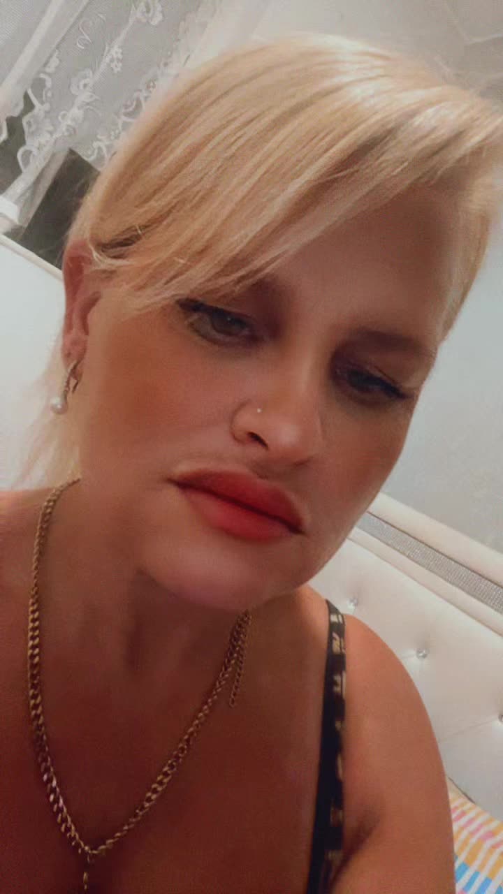 @nikki_19742