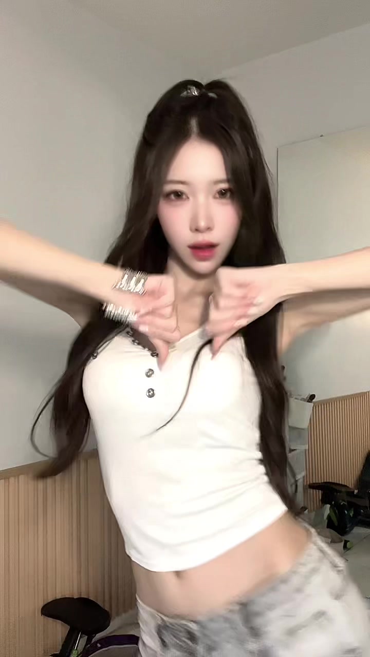 @Alizeee🩷🦖