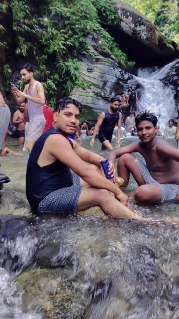 @Simple boy 😜