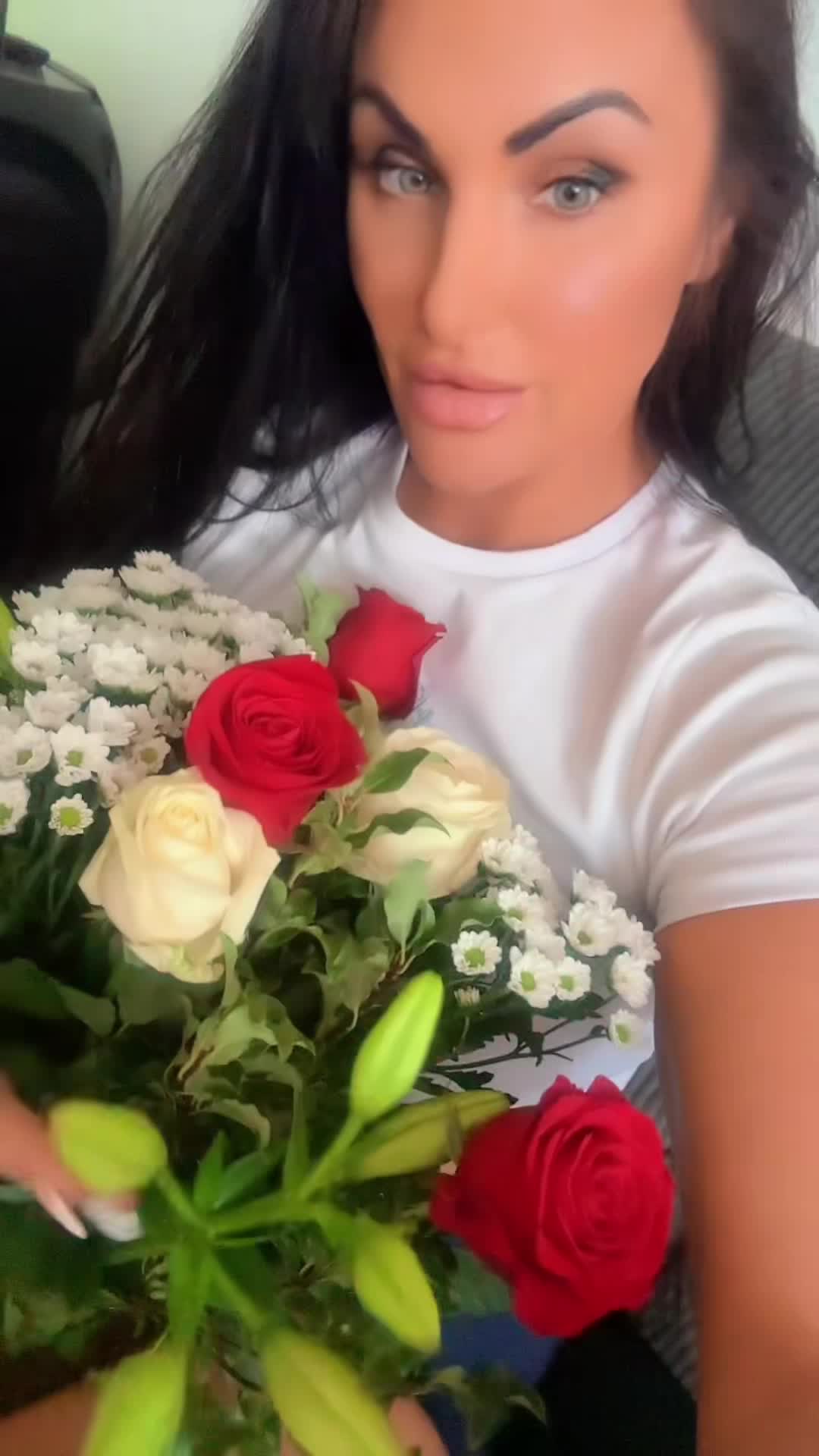 @Kleopatra👑🇱🇹🇬🇧
