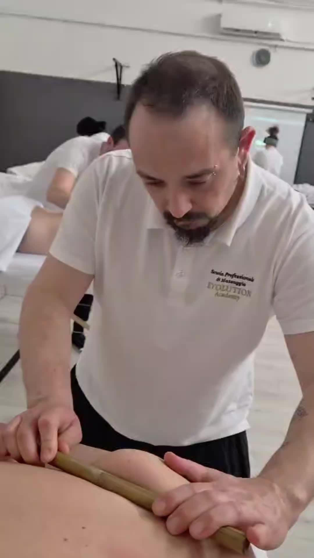@FrancescOss-Massaggi