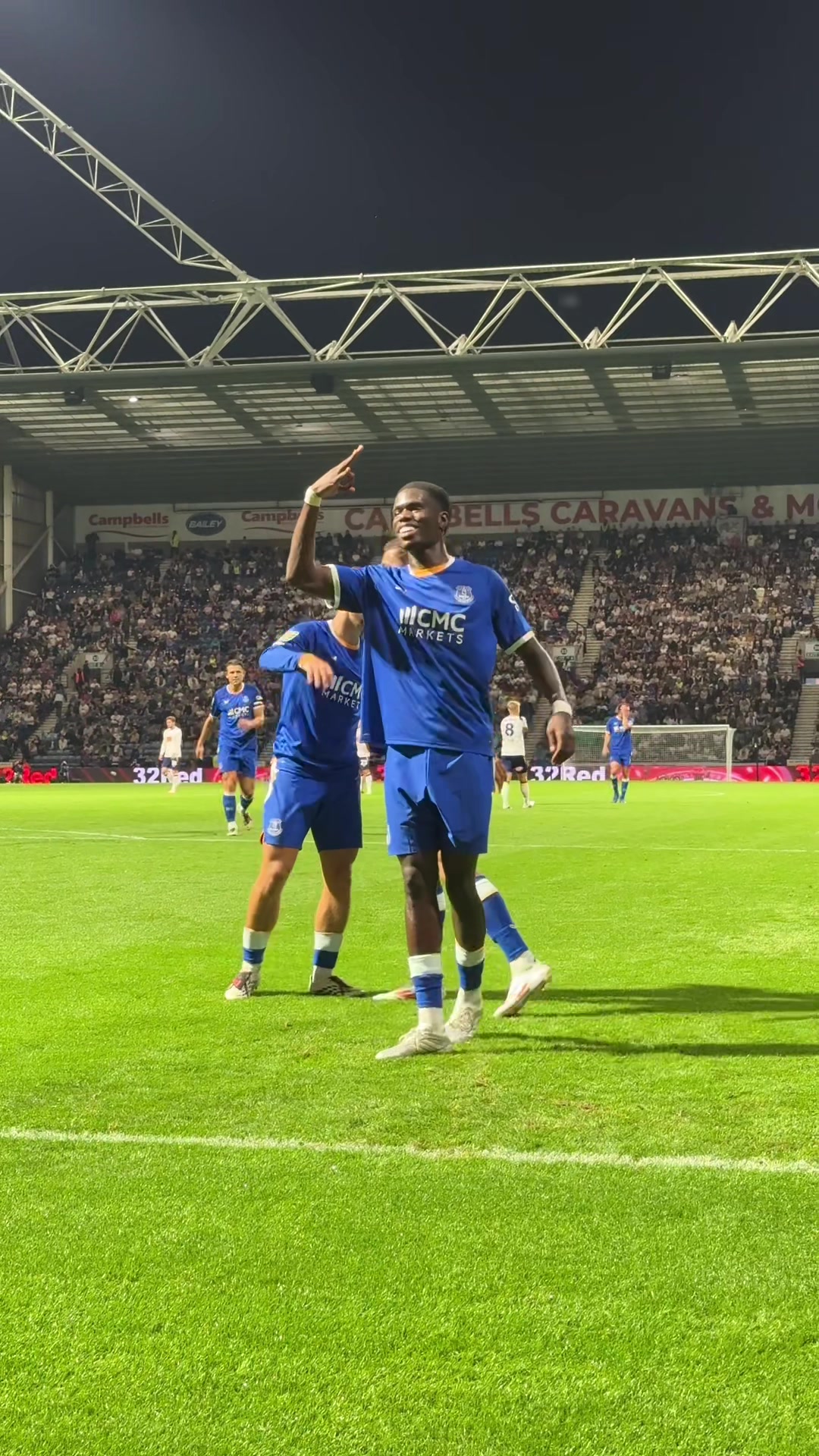 @Everton