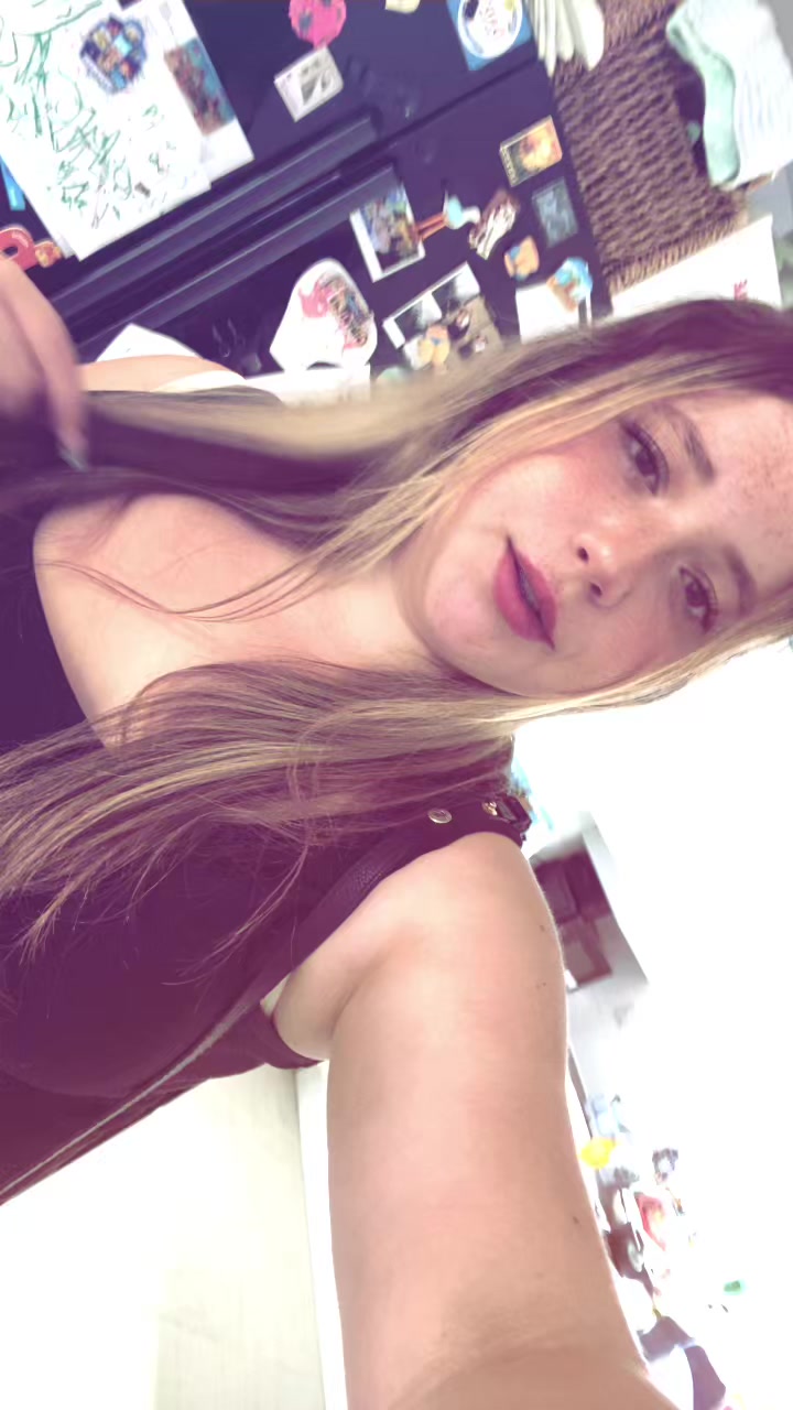 @Flo💞