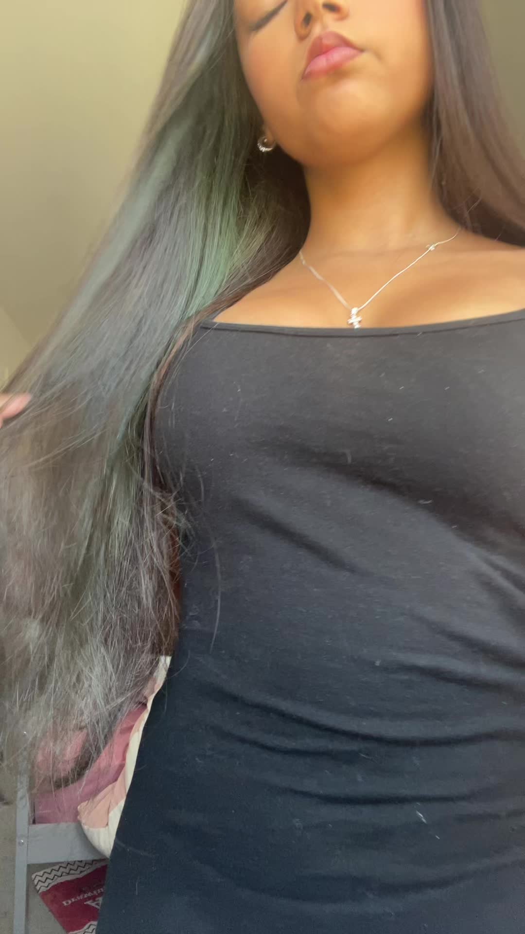 @🦄