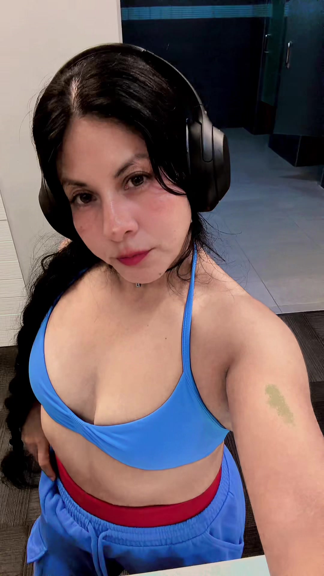 @OLGA😈