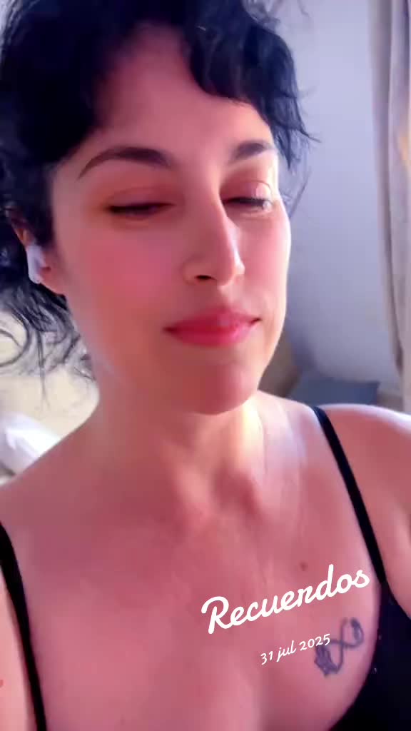 @Realemmitasmile