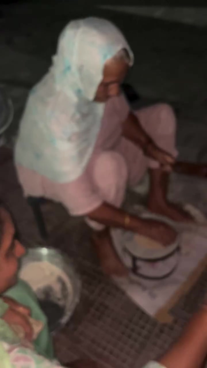 @Yeh Kali Kali ankhe 👀