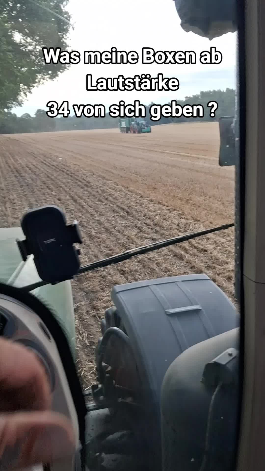 @GoldiFlo