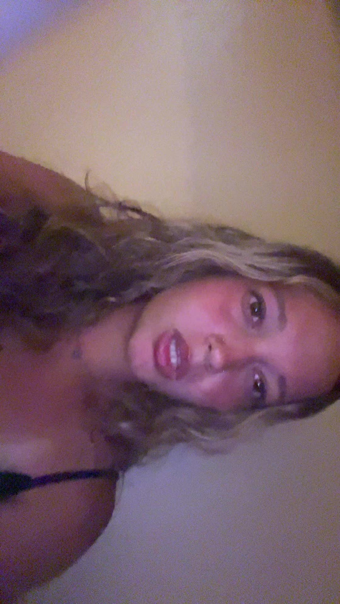 @💋.
