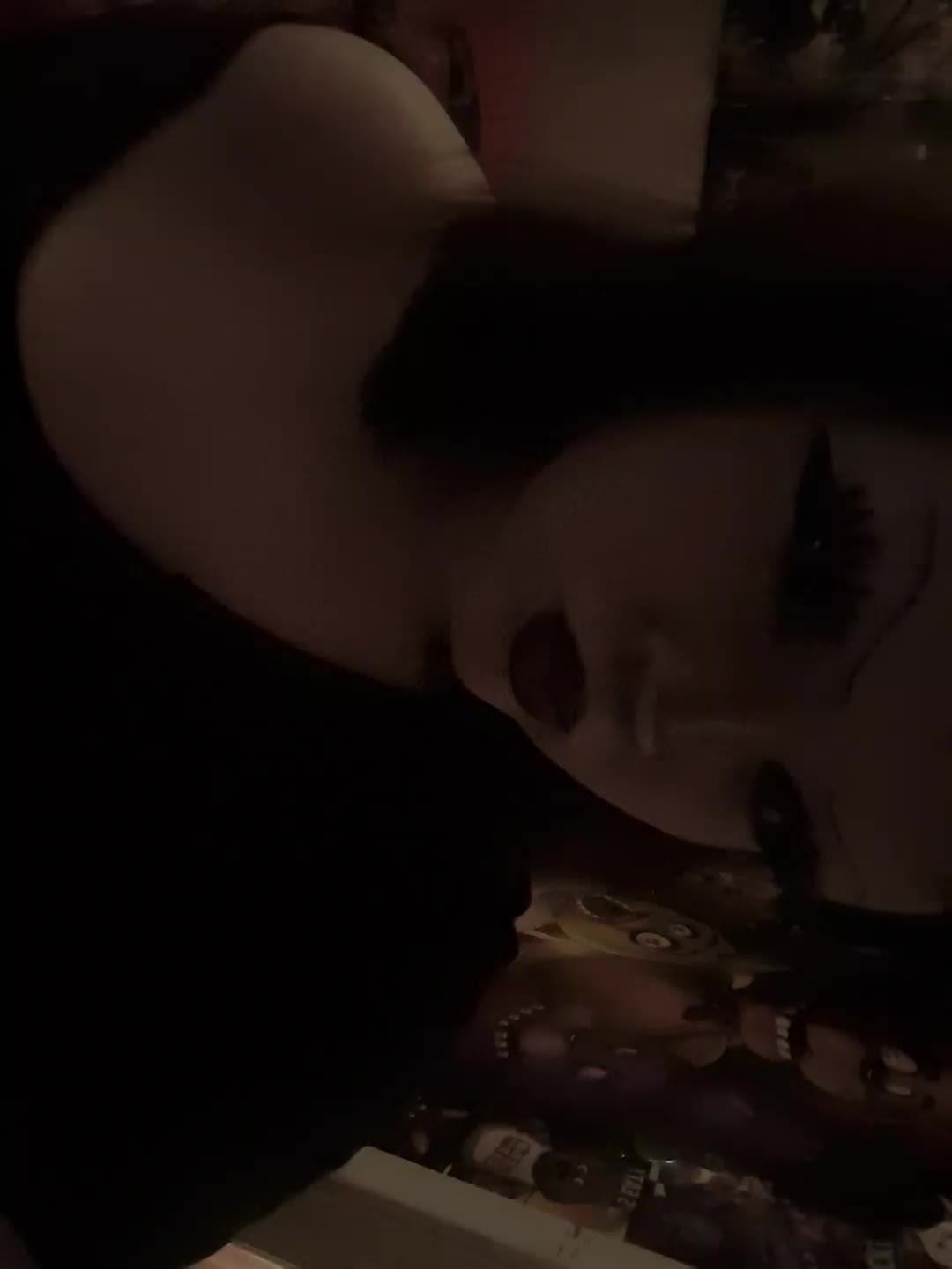 @🐼