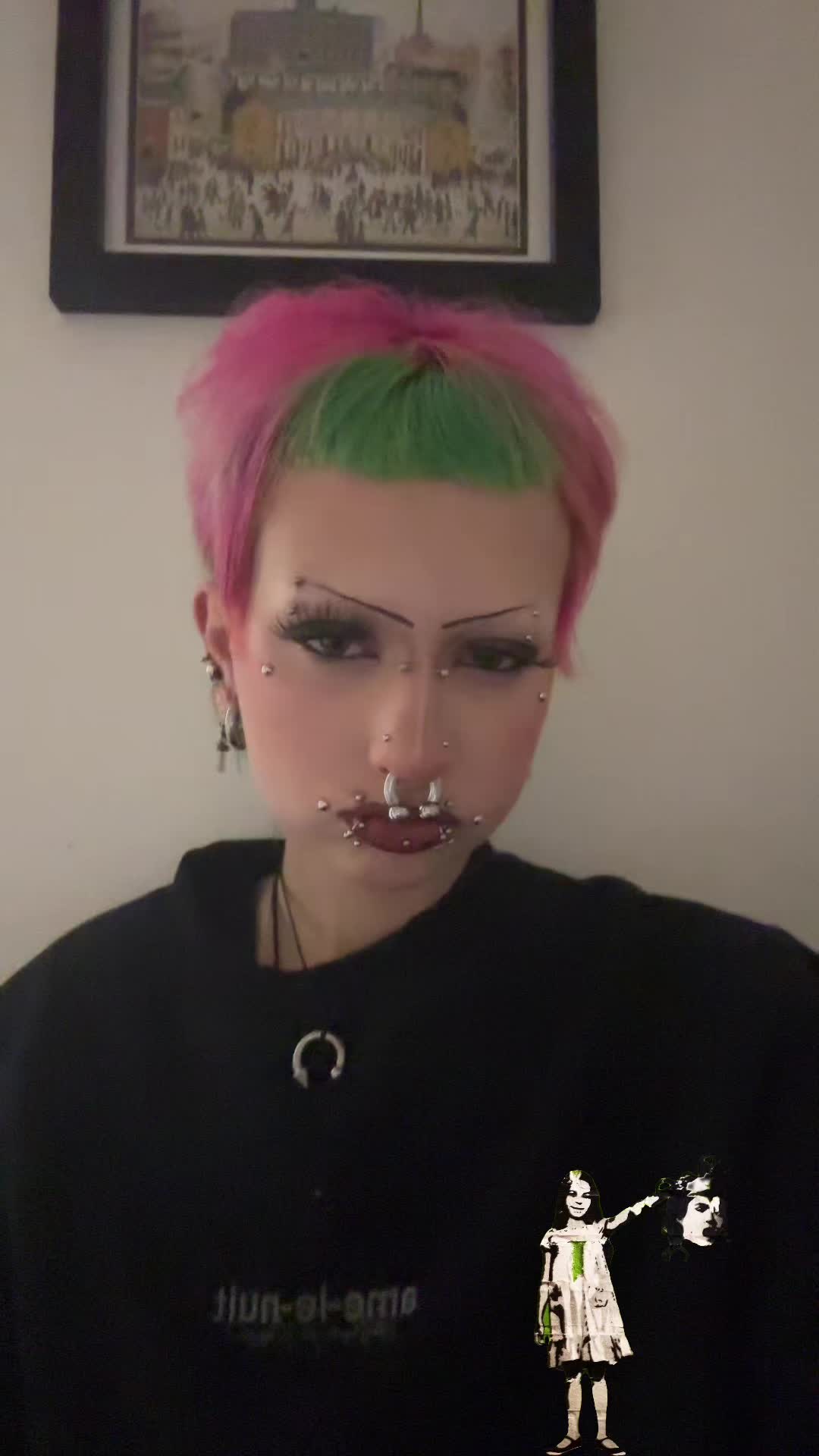 @☢︎