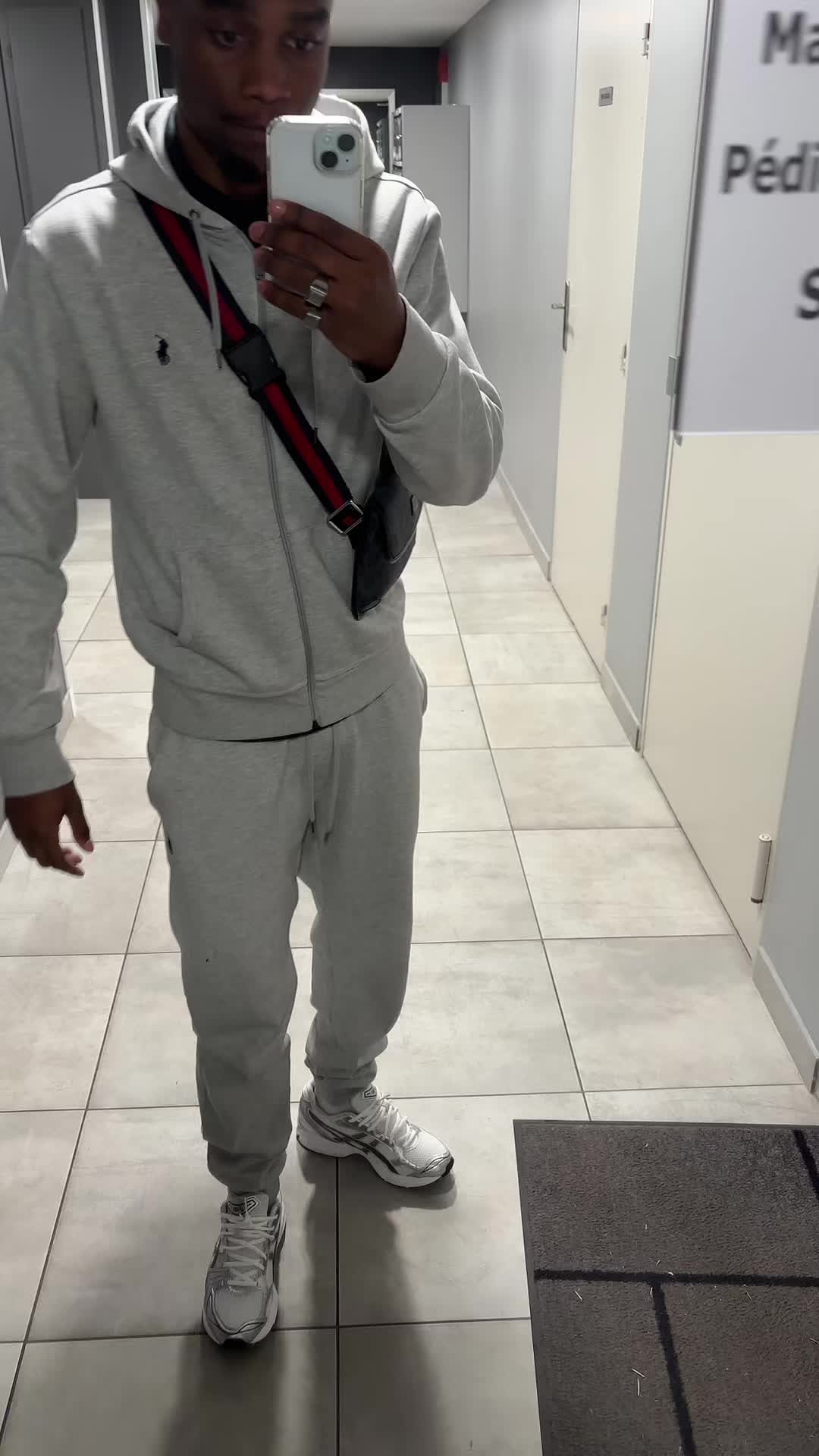 @Lemzé
