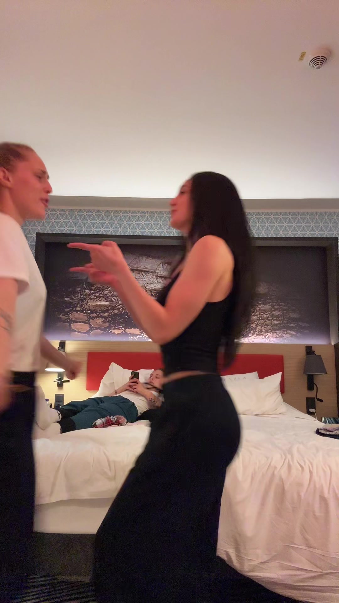 @_laurdguezz