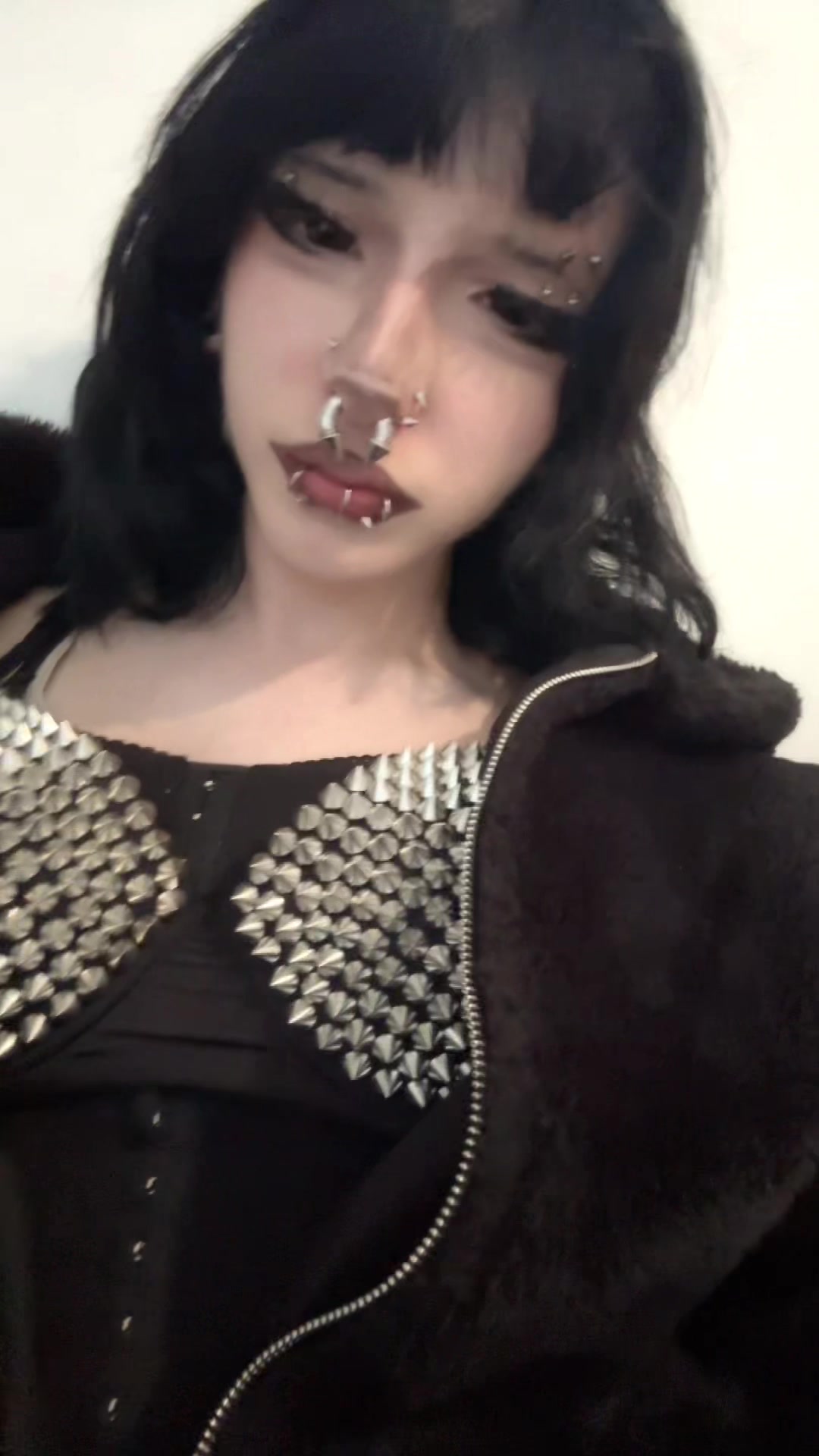 @yana👾