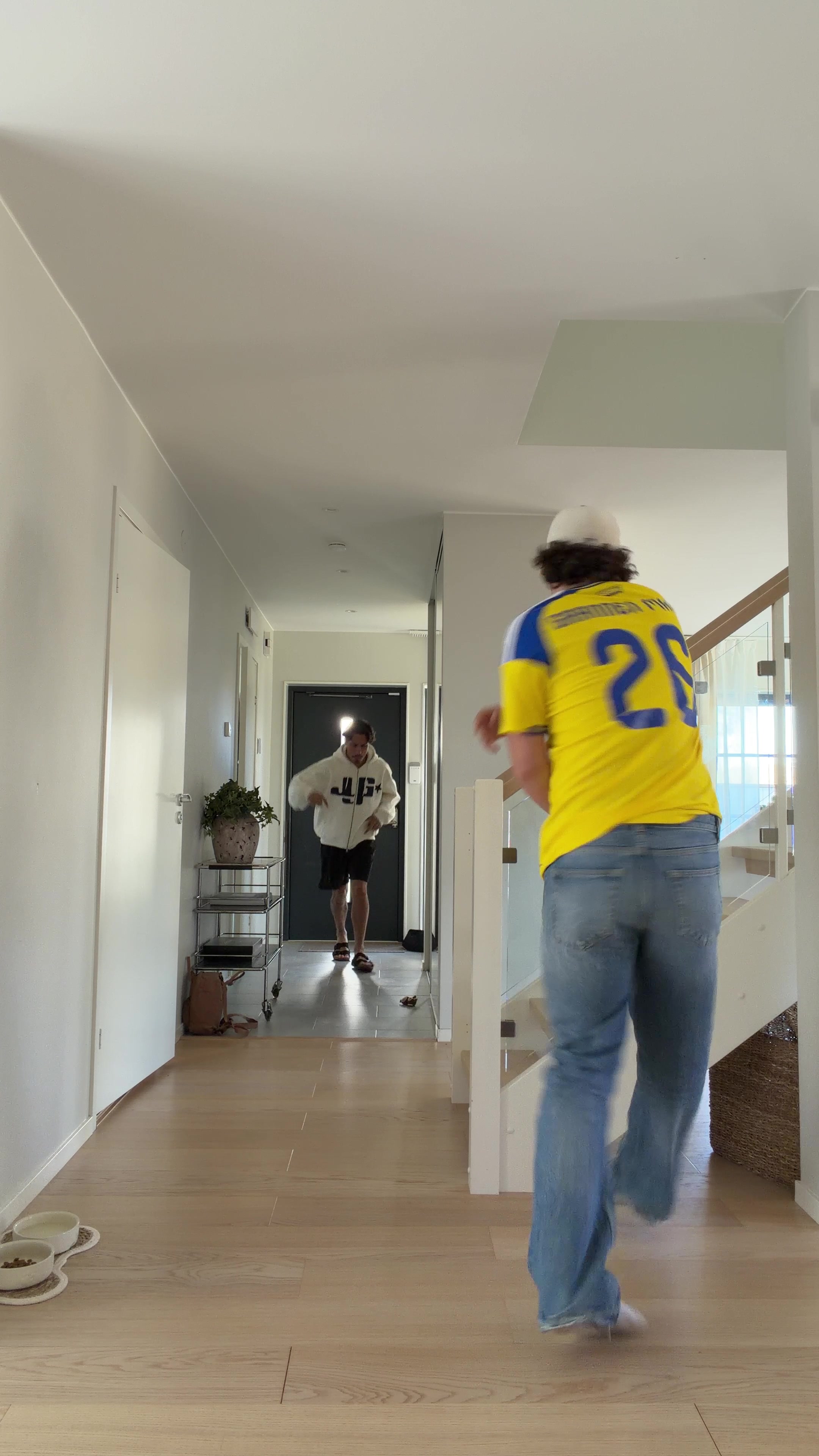 @Grannen Måns