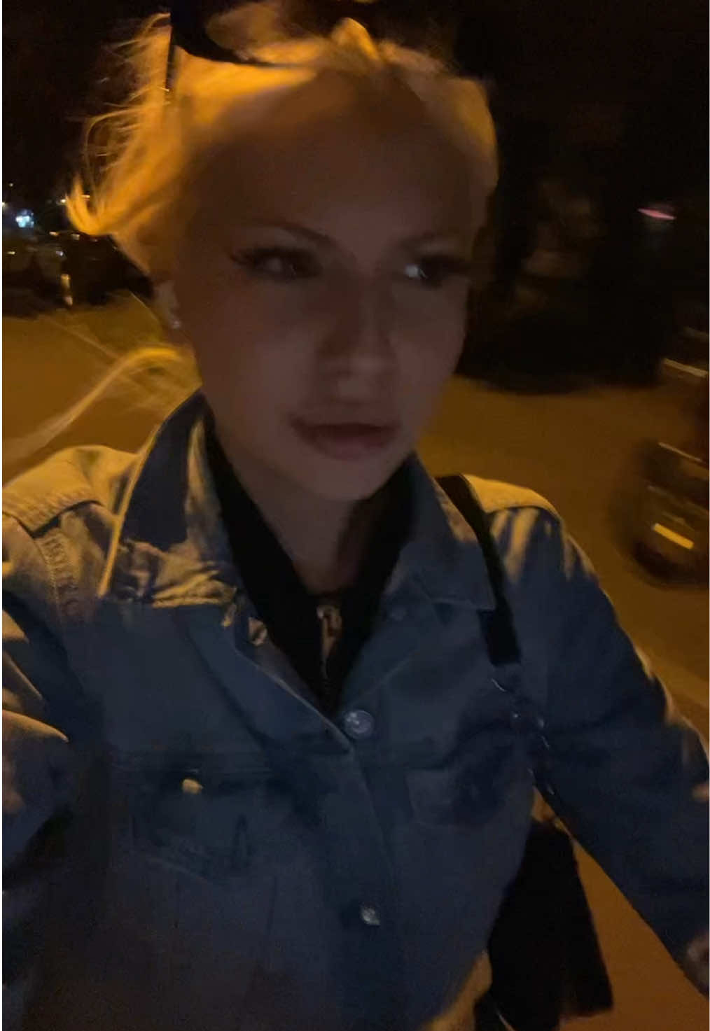 @J&ugrave;li-amelie