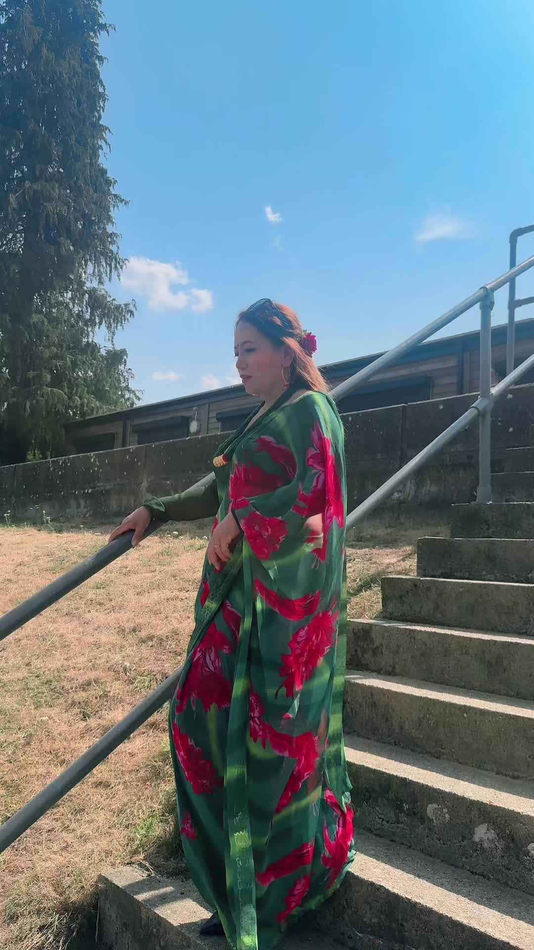 @Kamala 🦋Gurung ✨🙋♀️
