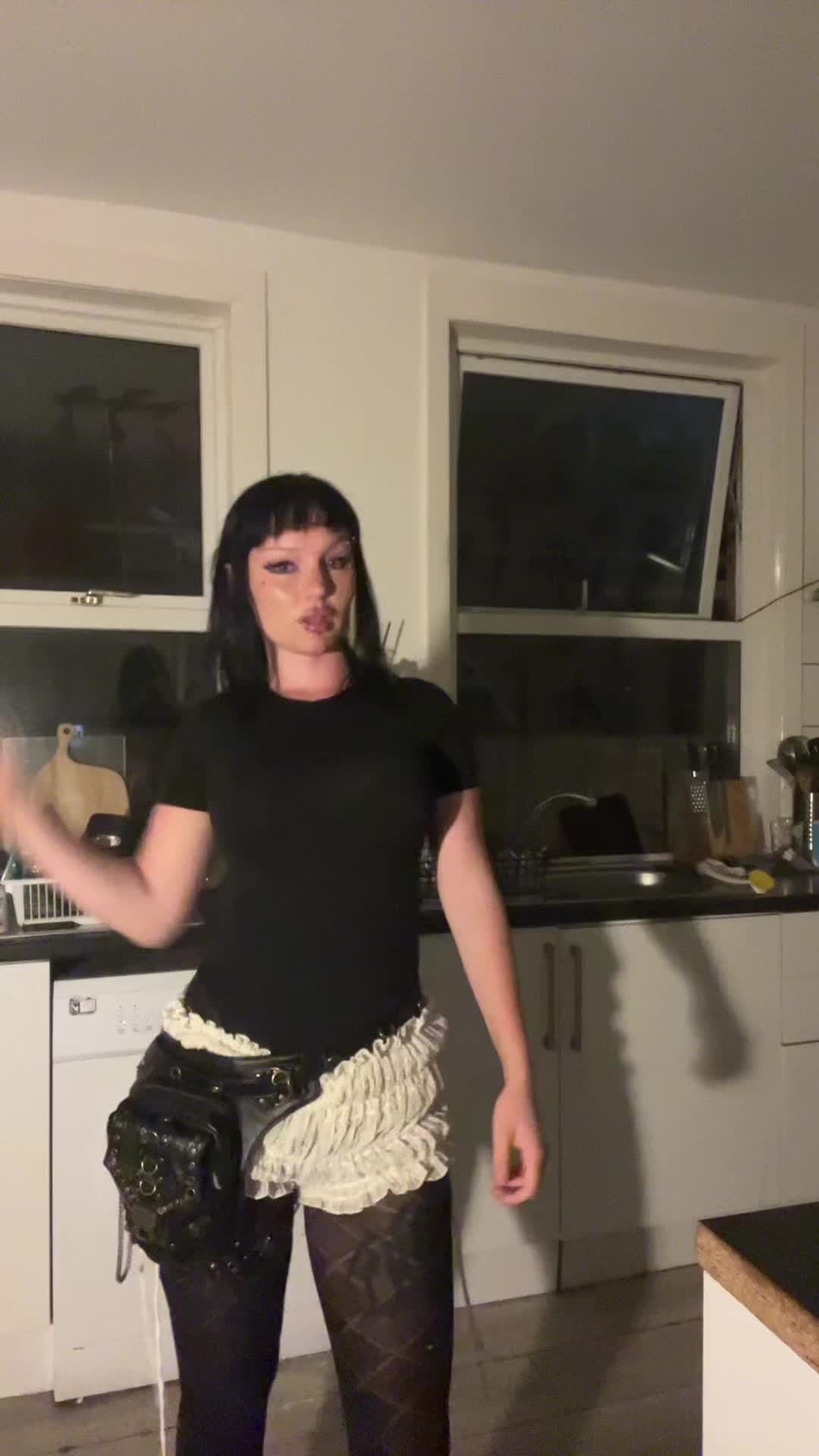 @Lara