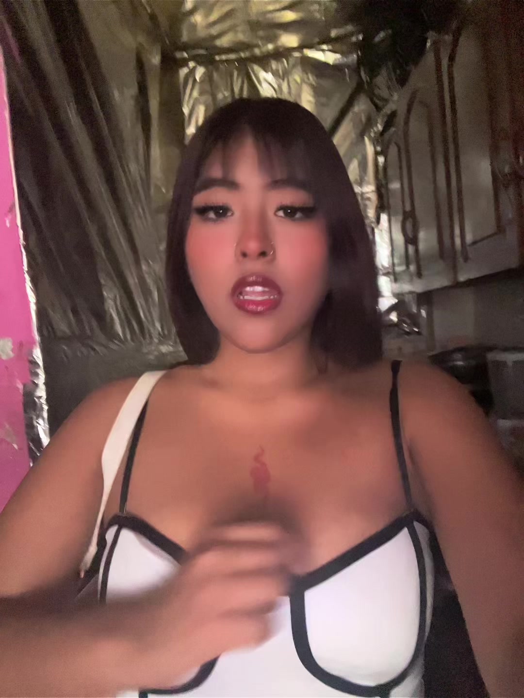@Yaxii 🙎🏽&zwj;♀️