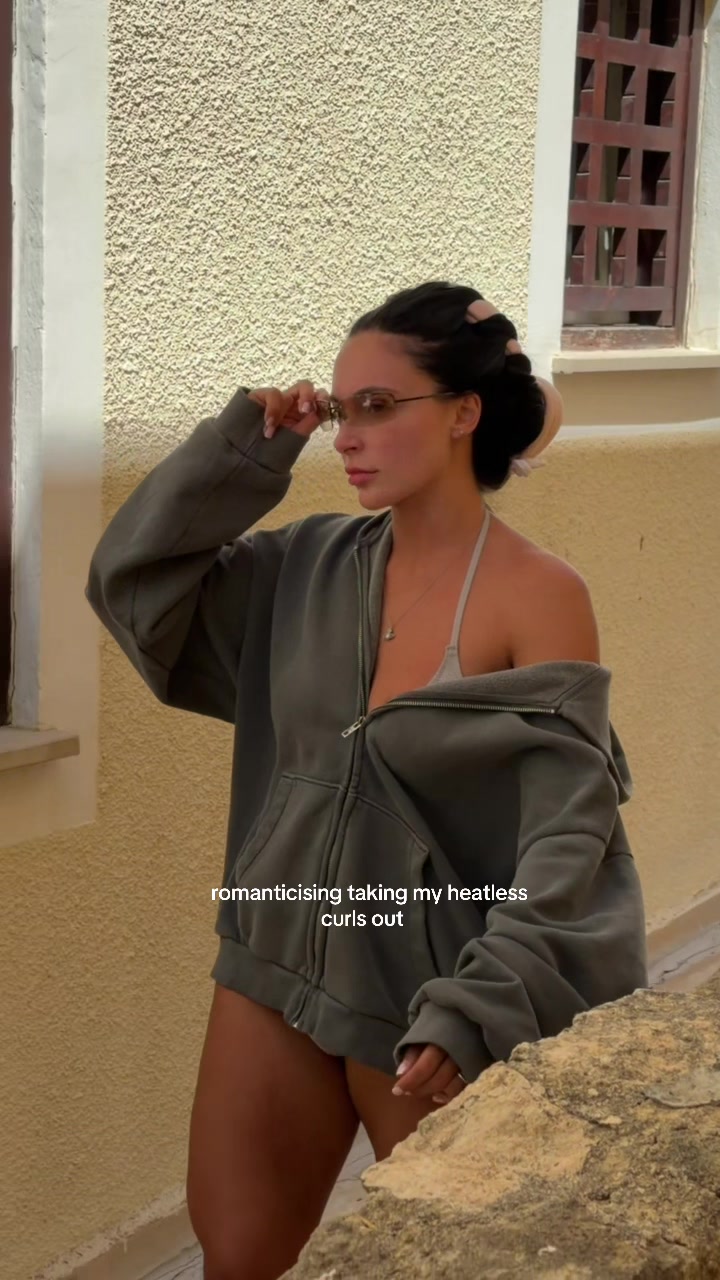 @Molly-May Jarvis