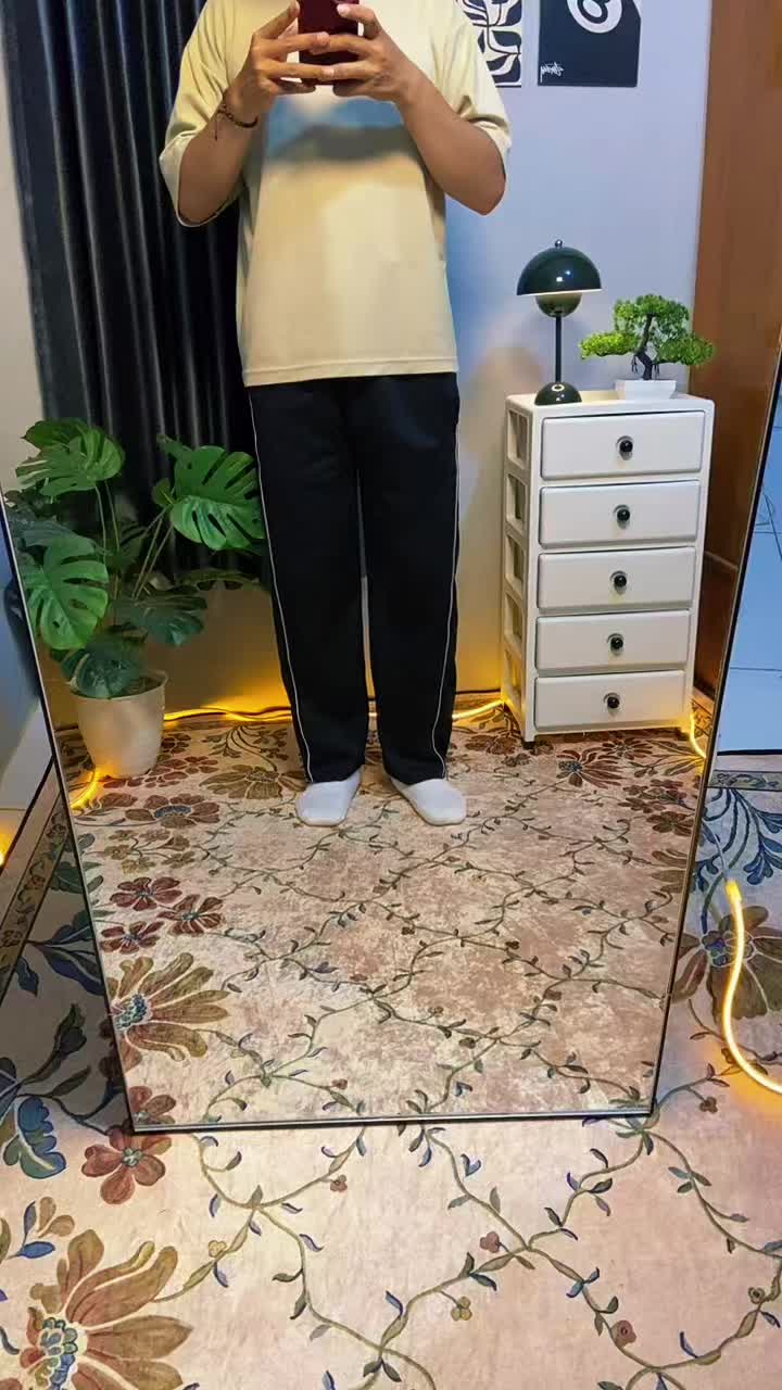 @OutfitCorner