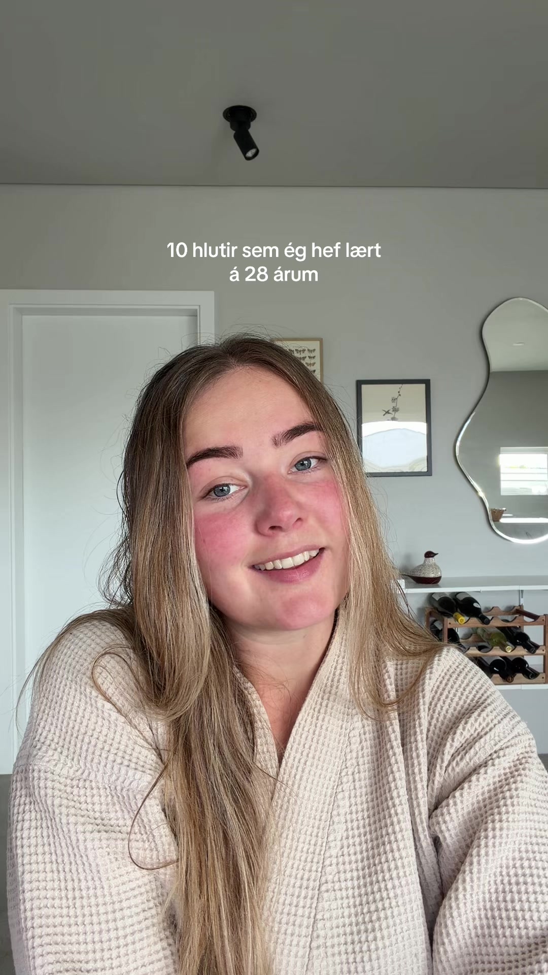 @Sessel&iacute;a Dan R&oacute;bertsd&oacute;ttir